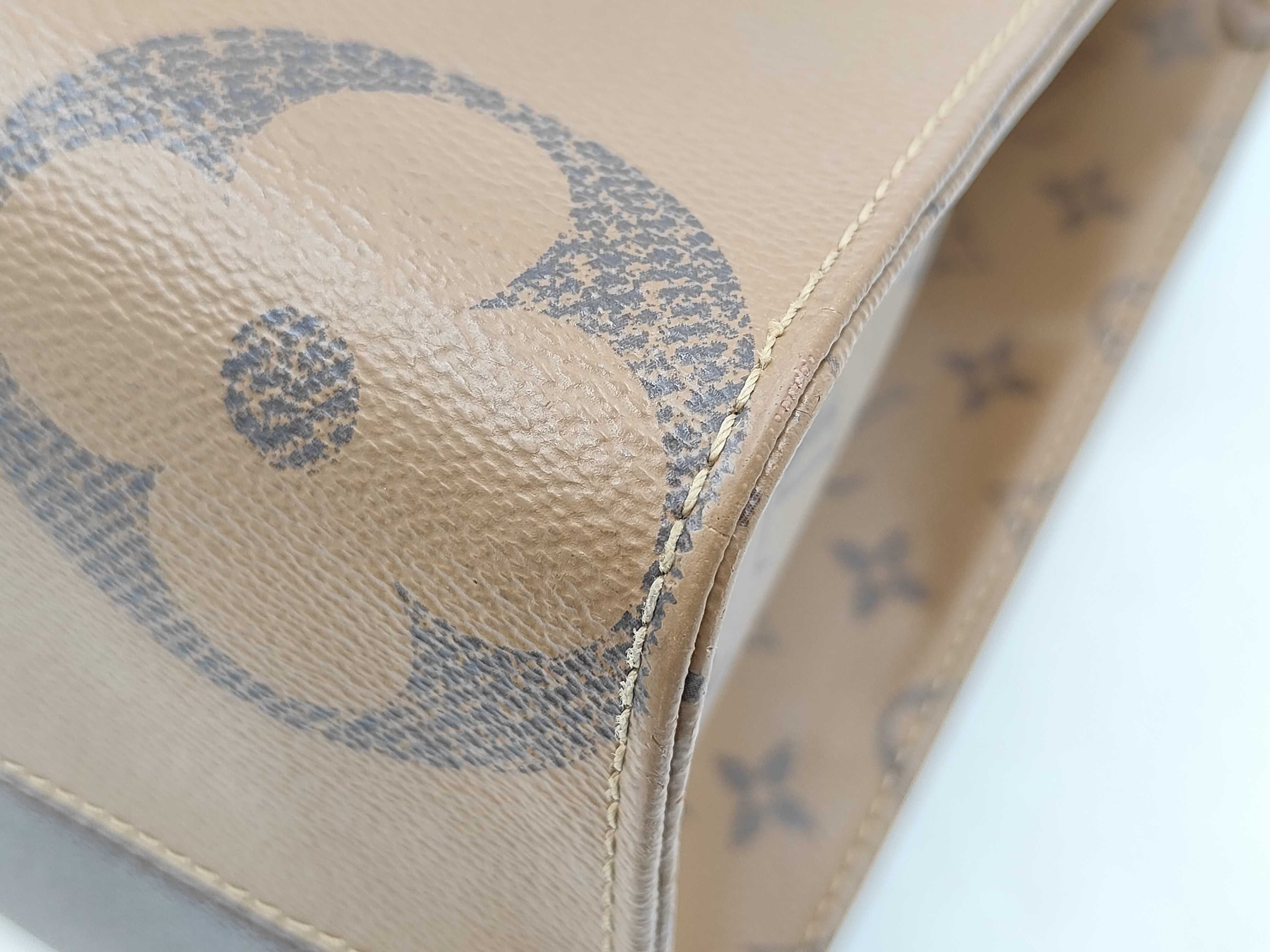 LV Monogram Reverse OnTheGo MM M45321 IC FX4260 Tote Bag — view 8