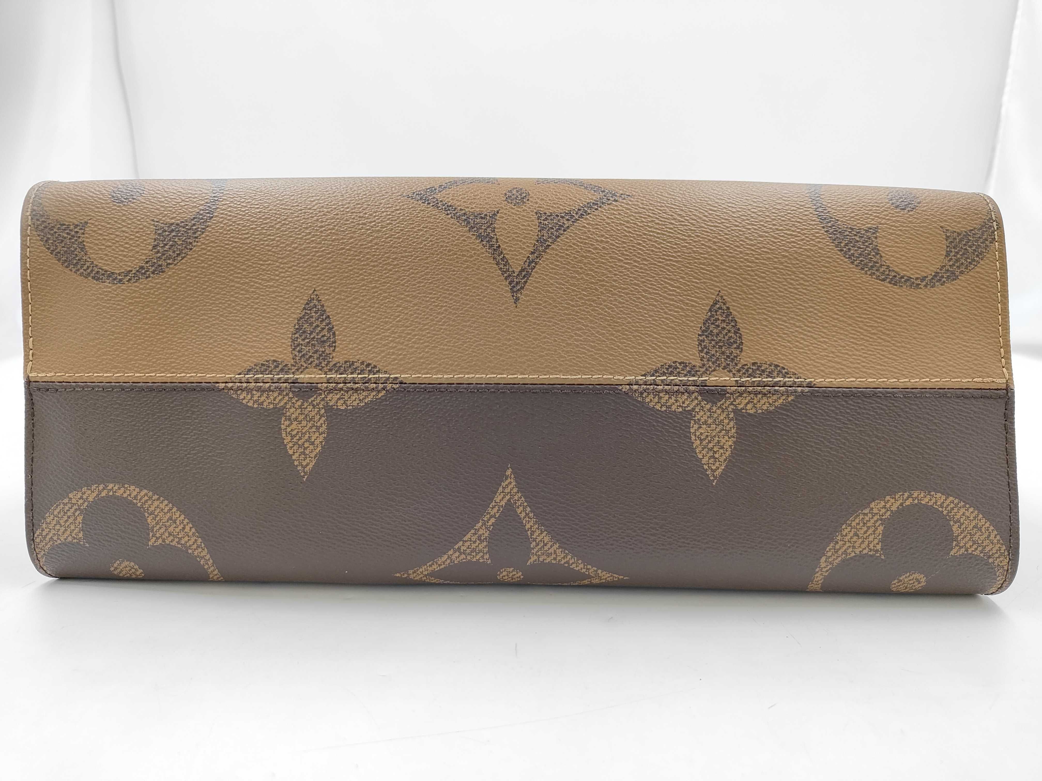 LV Monogram Reverse OnTheGo MM M45321 IC FX4260 Tote Bag — view 9