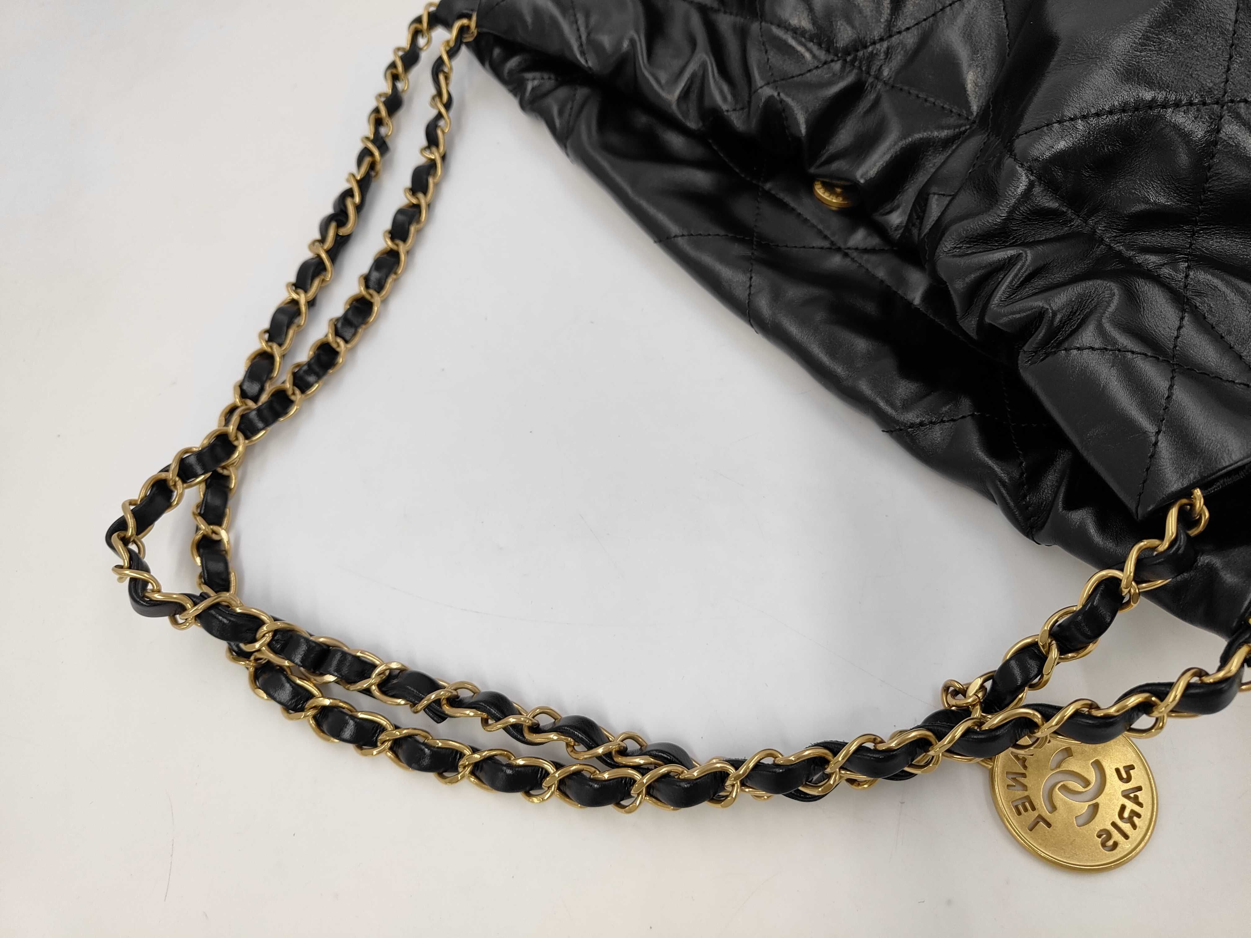 22 Shiny Calfskin Gold Hardware Chain Shoulder Bag with Pouch Serial Hardware Plate Black Tote Bag — view 4