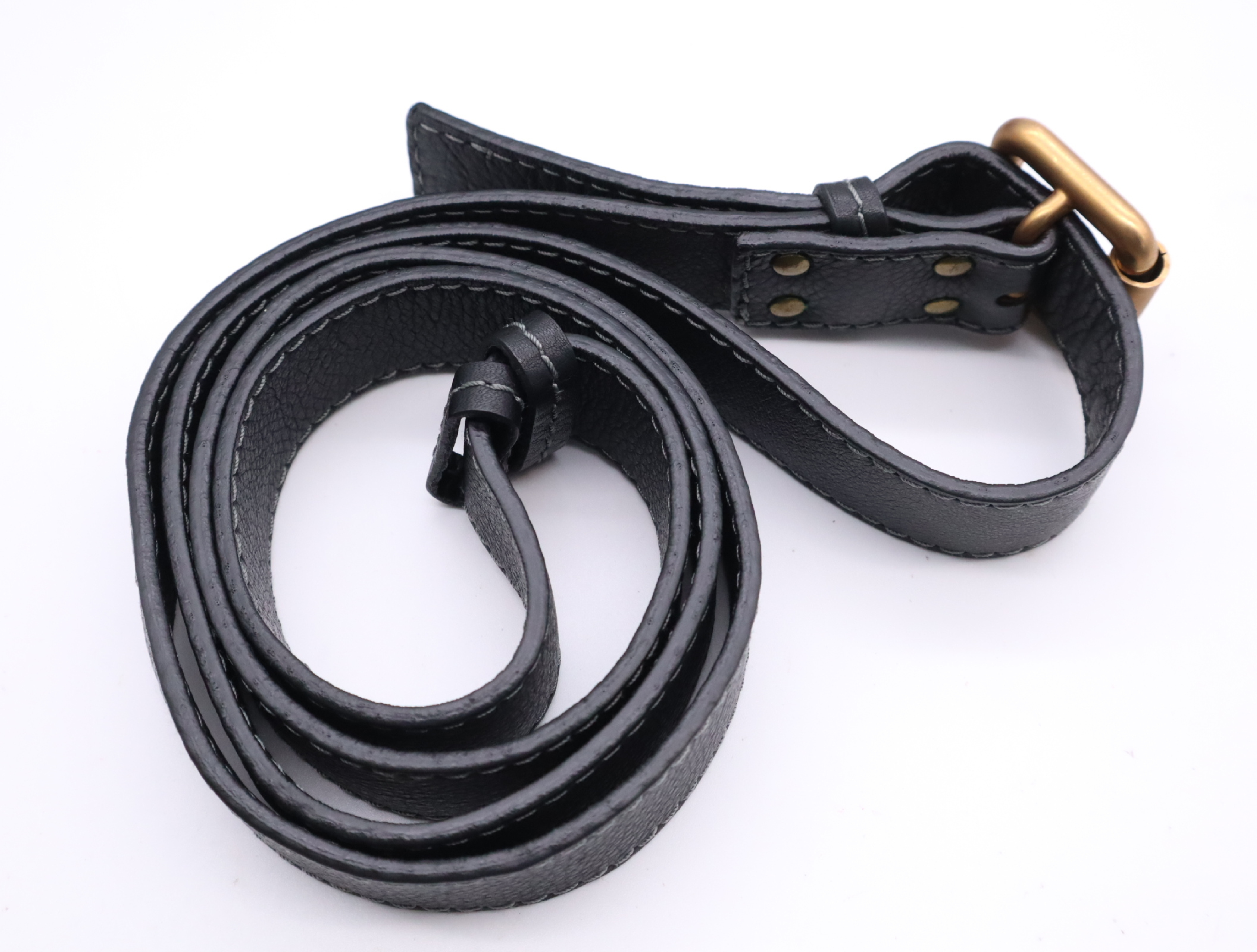 Paddington Medium Black Handbag with Shoulder Strap, Padlock, Key, and Dust Bag — view 14