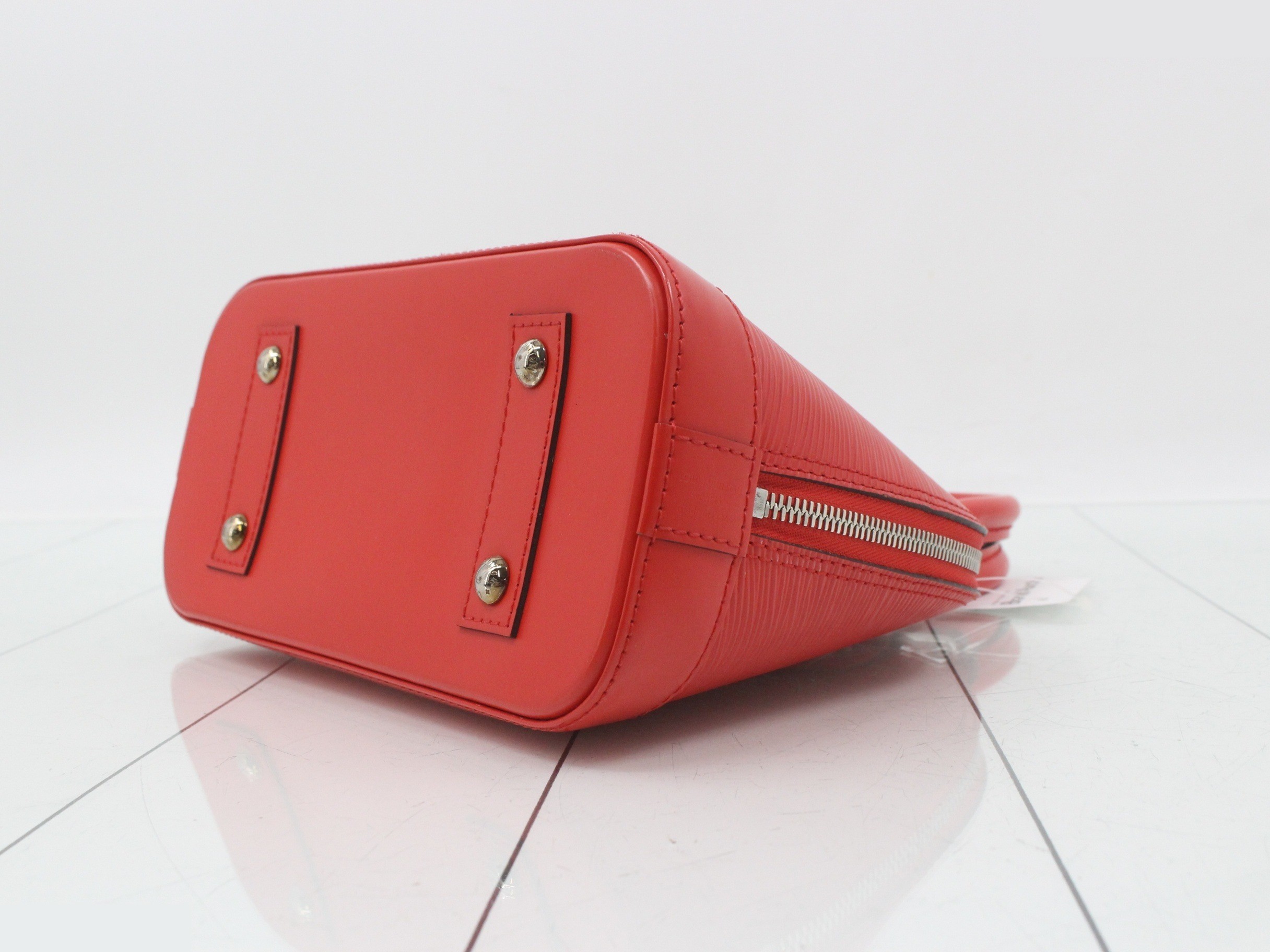 Epi Alma BB Coquelicot 2-Way Handbag — view 6