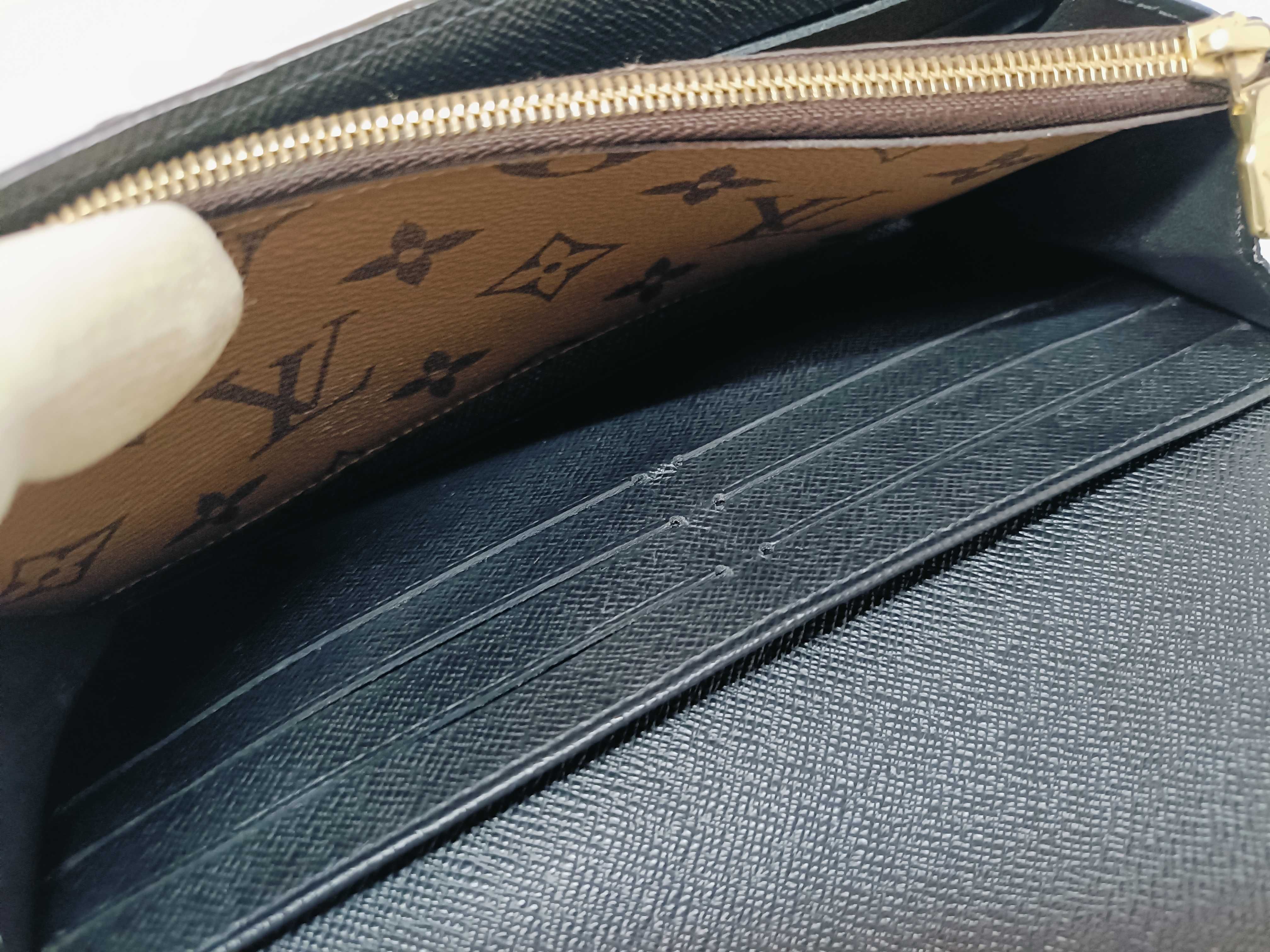 Monogram Portefeuille Sarah Reverse Wallet — view 14