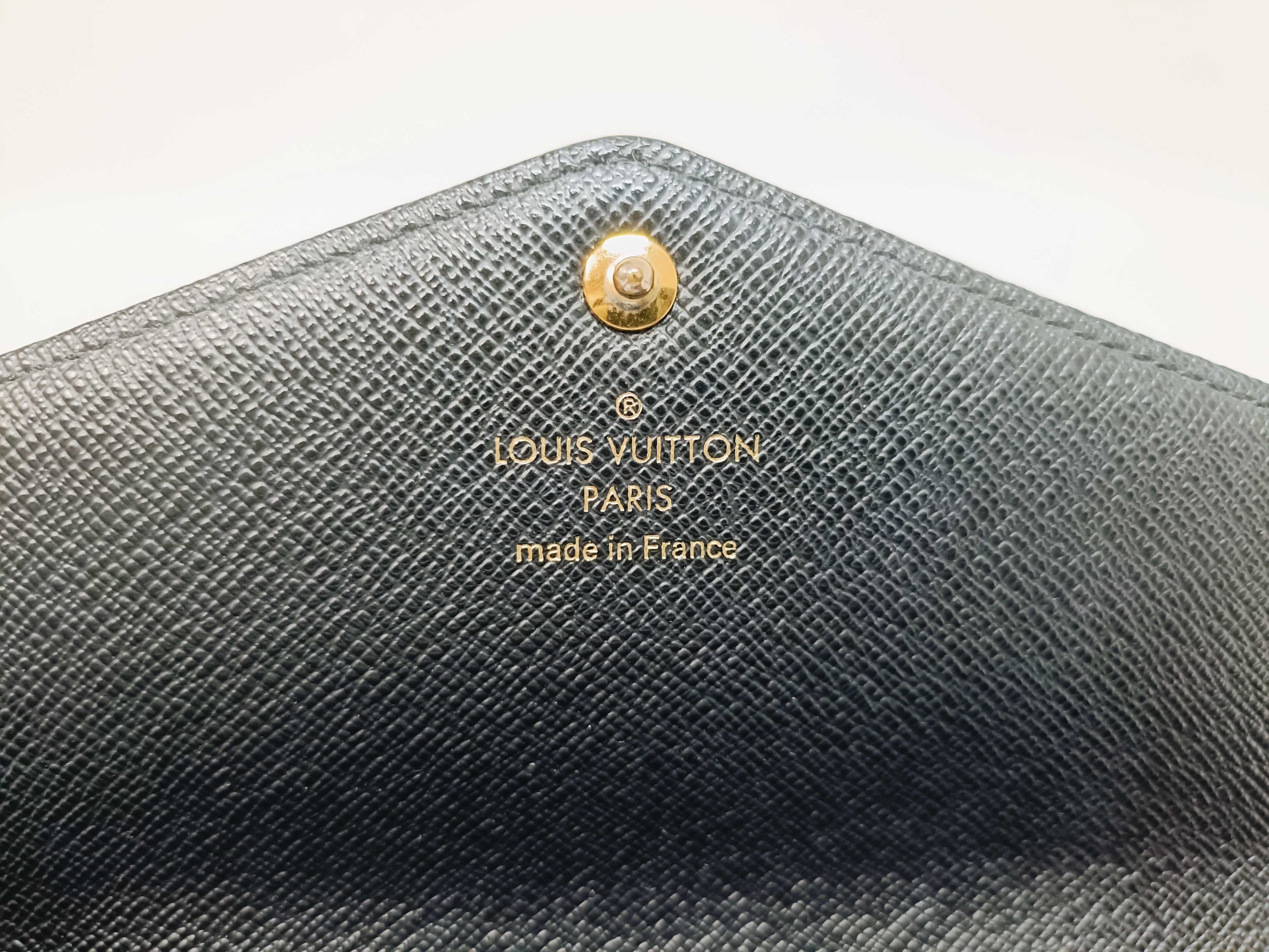 Monogram Portefeuille Sarah Reverse Wallet — view 15