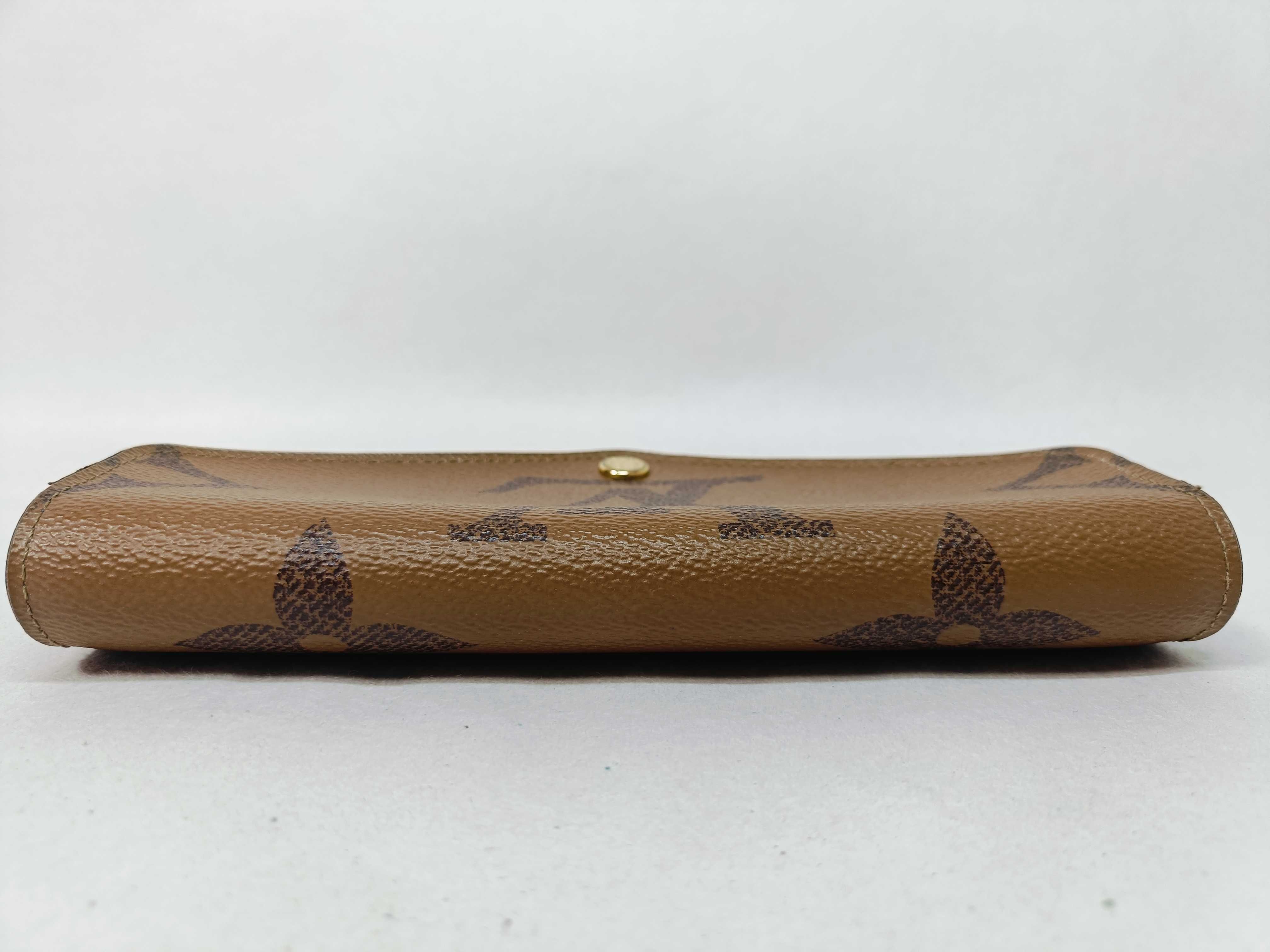 Monogram Portefeuille Sarah Reverse Wallet — view 6