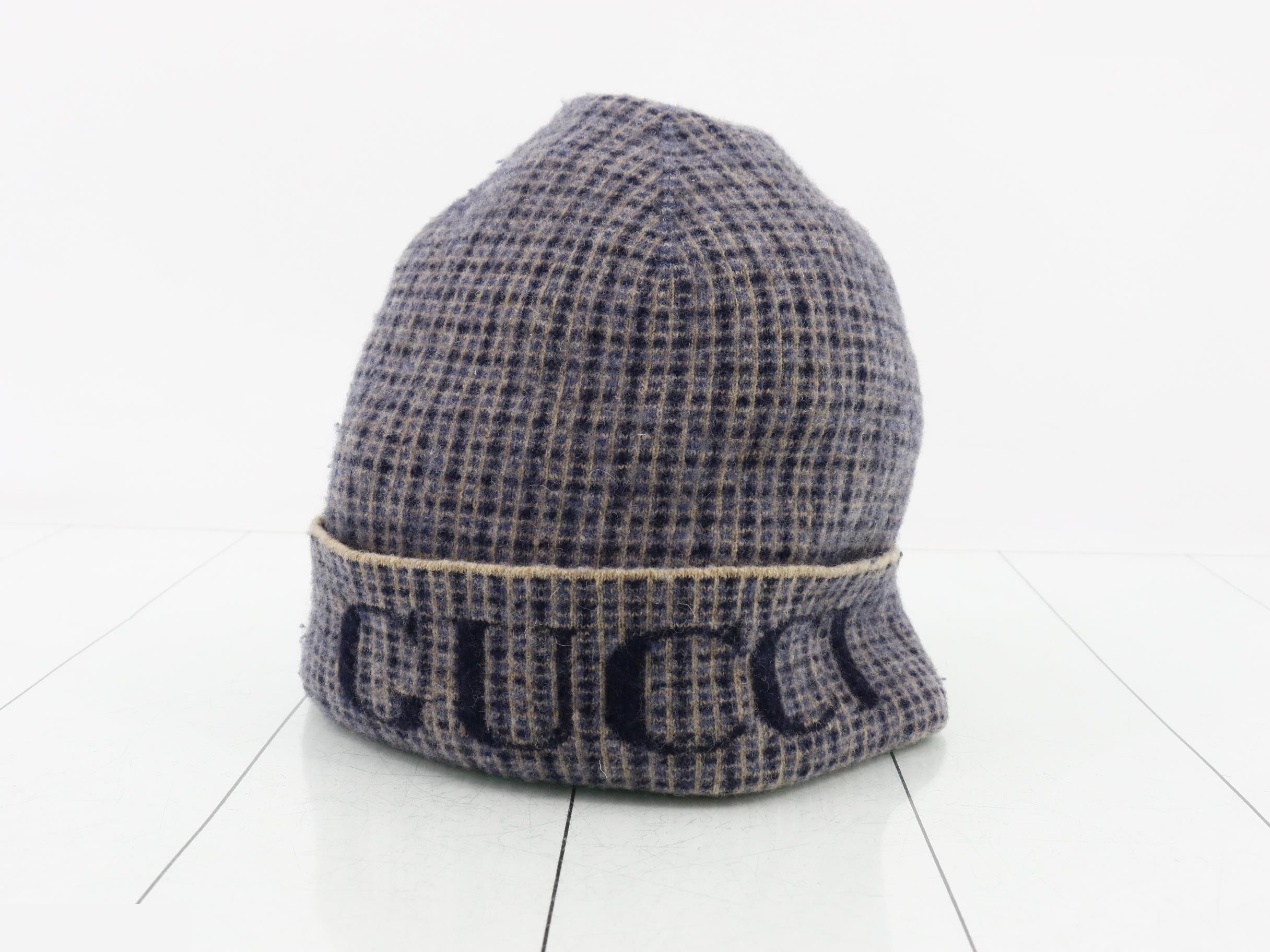 knit hat