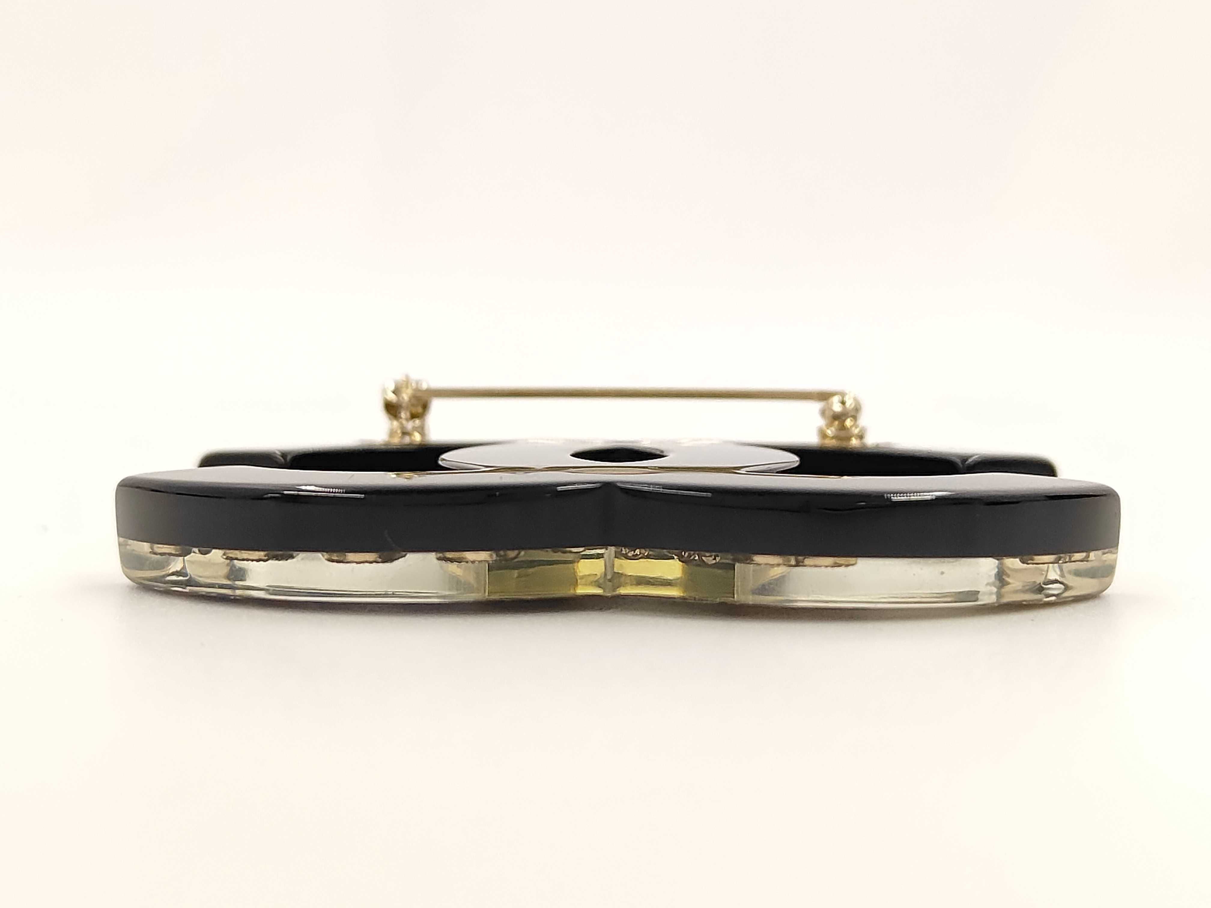 Coco Mark Black x Blue 18A Brooch — view 2