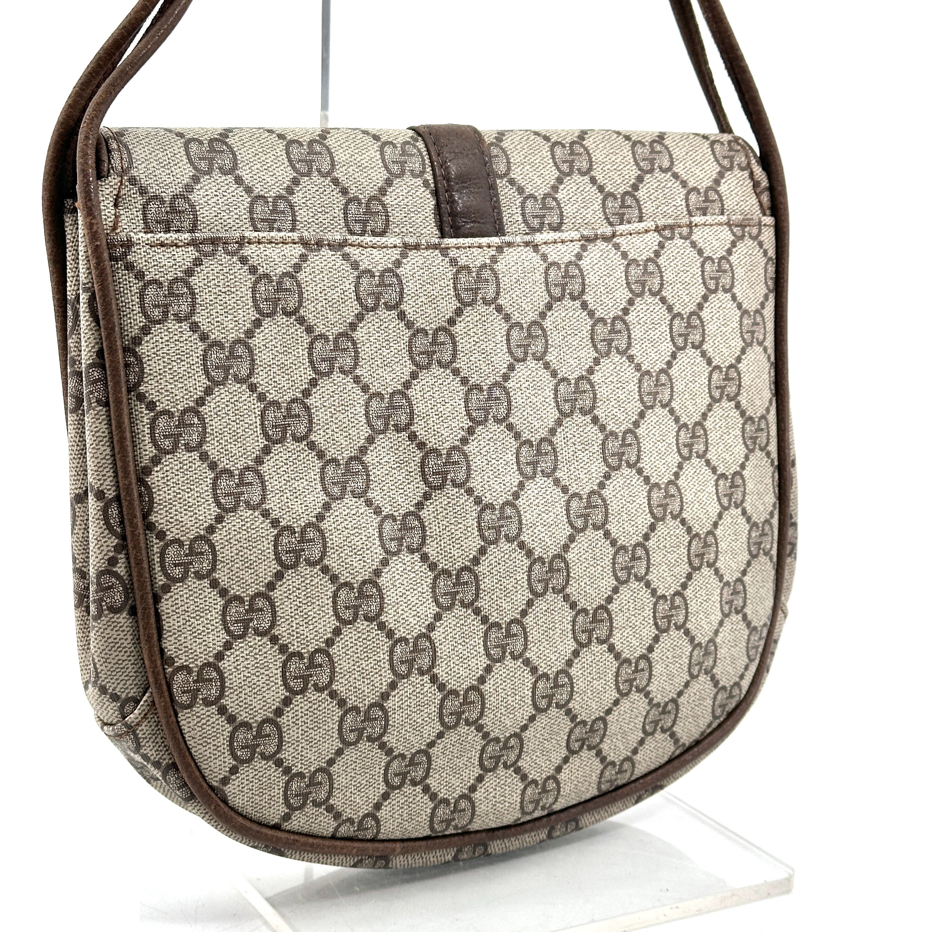GG Supreme Canvas Shoulder Bag — view 3