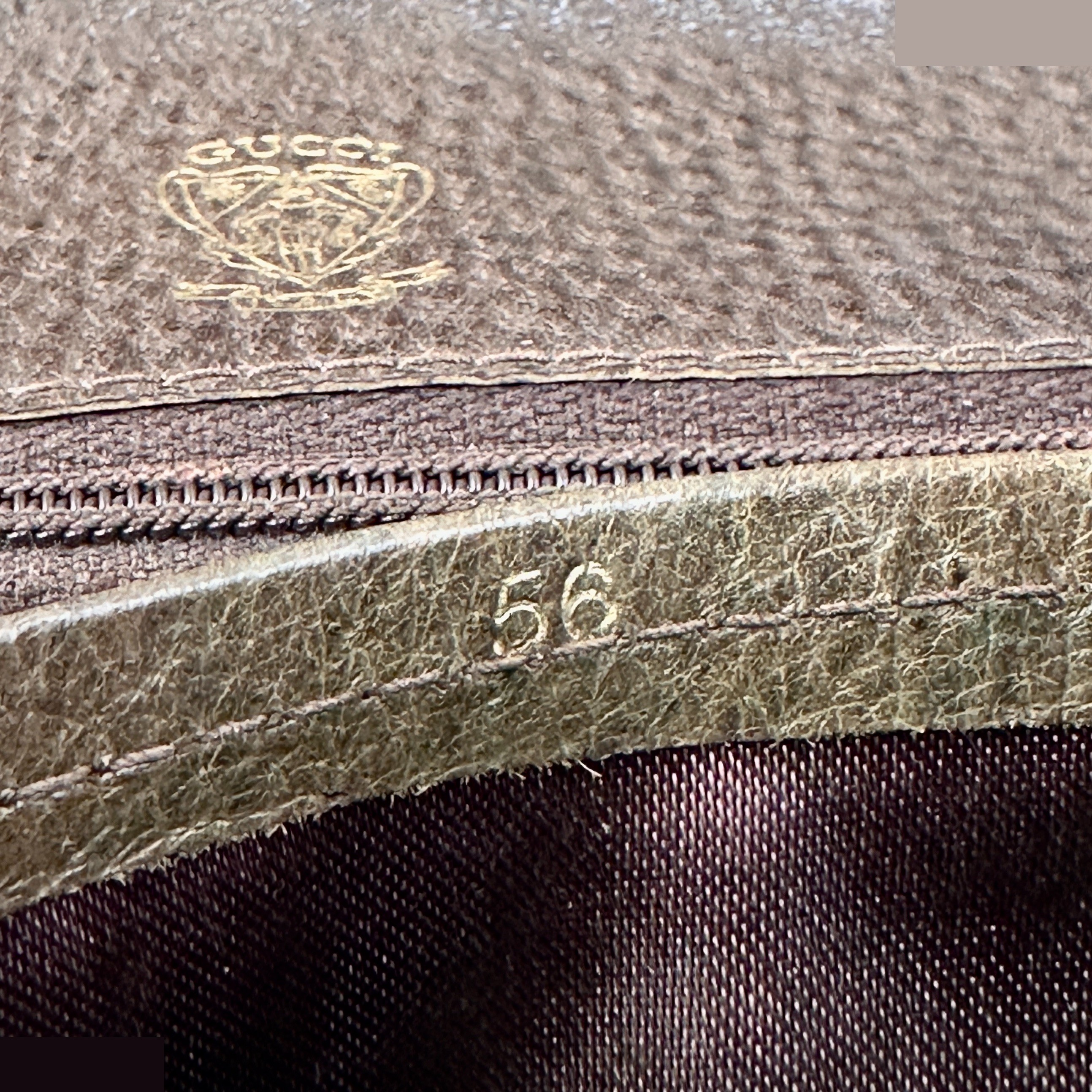 GG Supreme Canvas Shoulder Bag — view 9