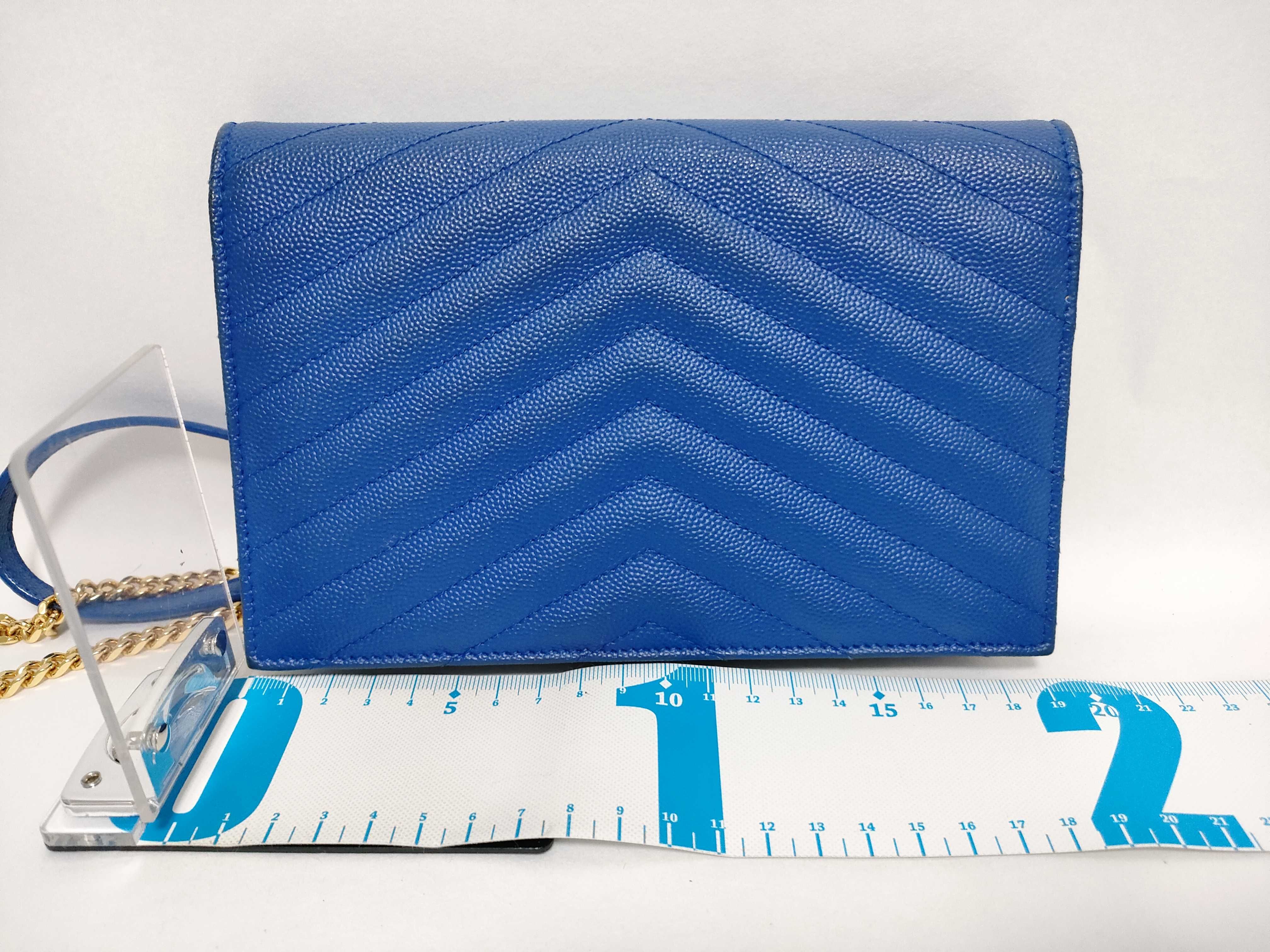 FR- Paris Leather Chain Wallet Blue 393953 Shoulder Bag — view 2