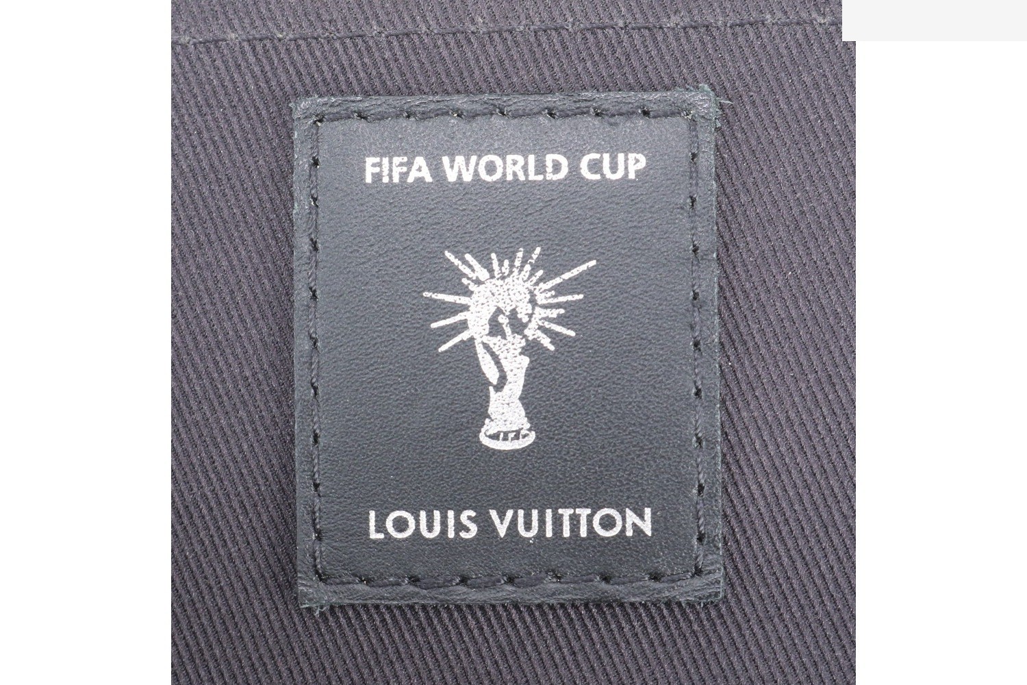 2018 FIFA World Cup Limited Edition Epi Pochette Jour GM — view 7