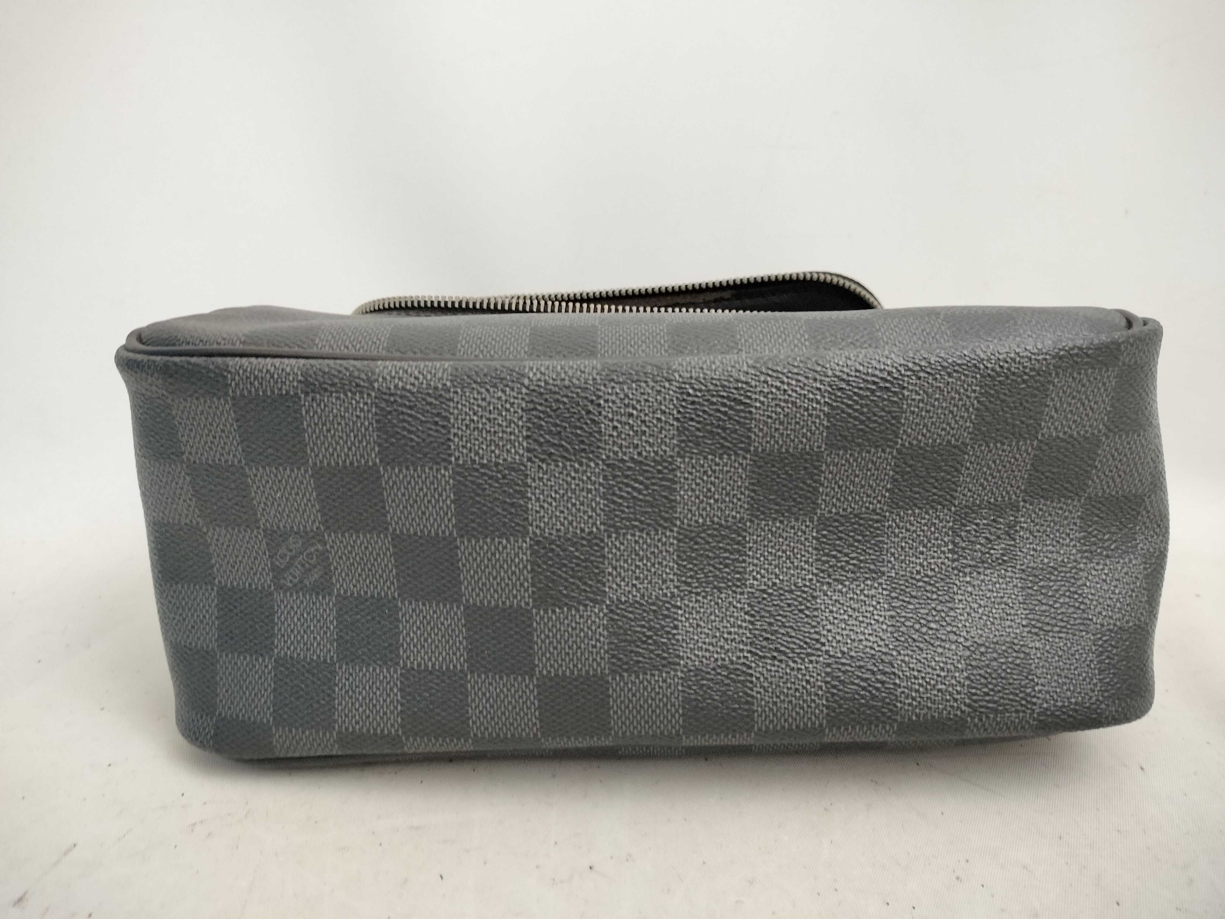 Damier Graphite Pouch Second Bag — view 8