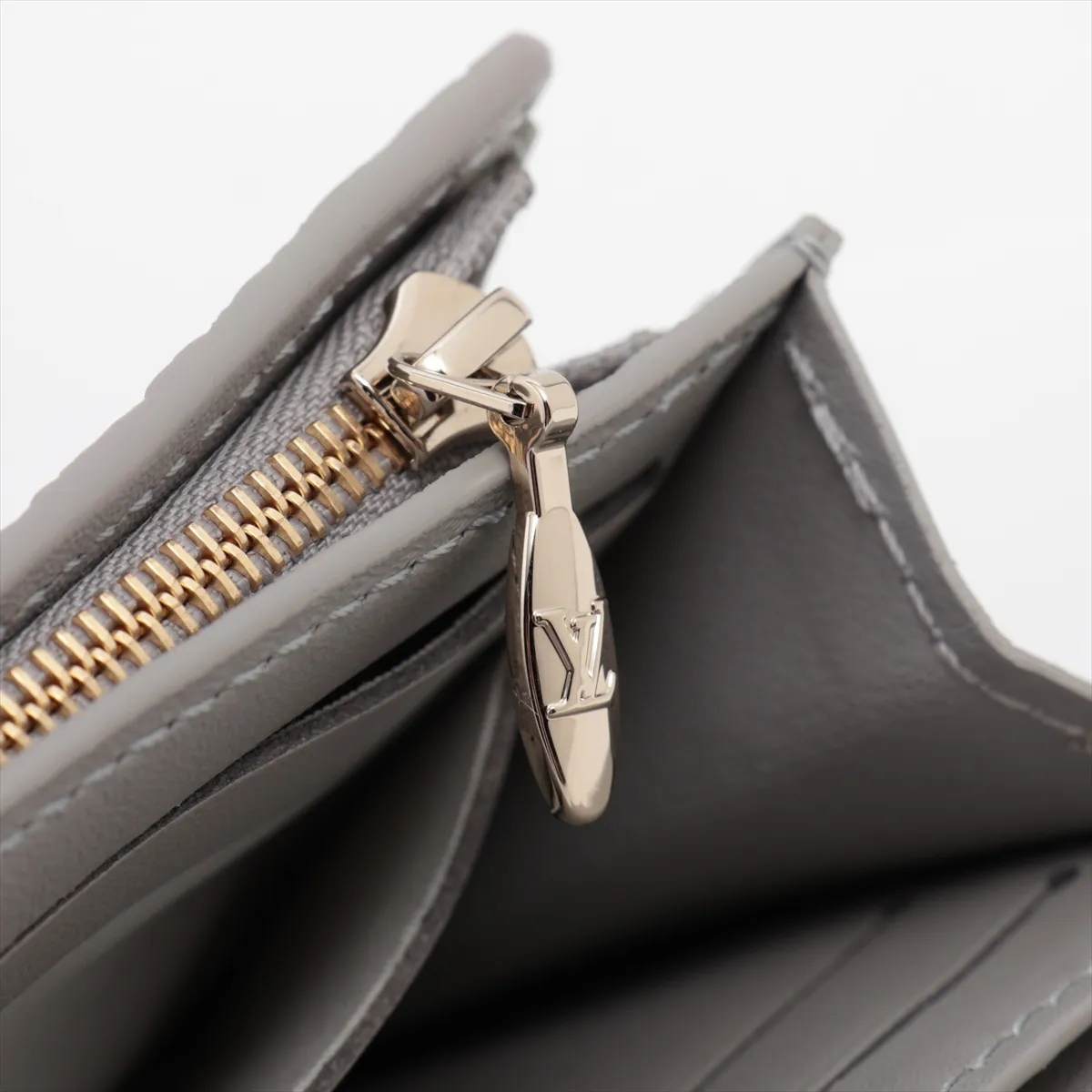 Taurillon Portefeuille Capucines Tiny M12406 Gray Compact Wallet (RFID detected) — view 10