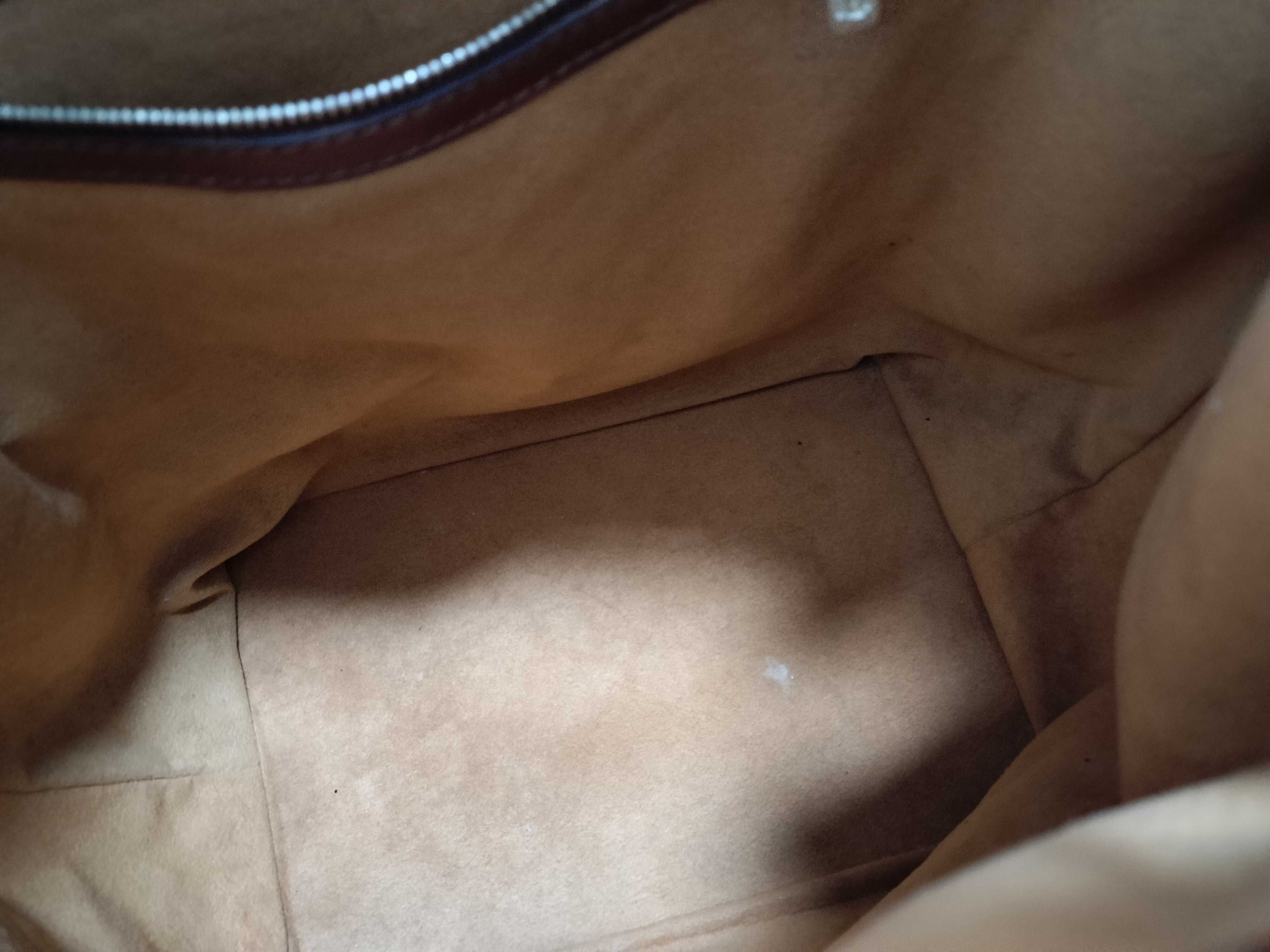 Epi LV Epi Noe Shoulder Bag — view 9