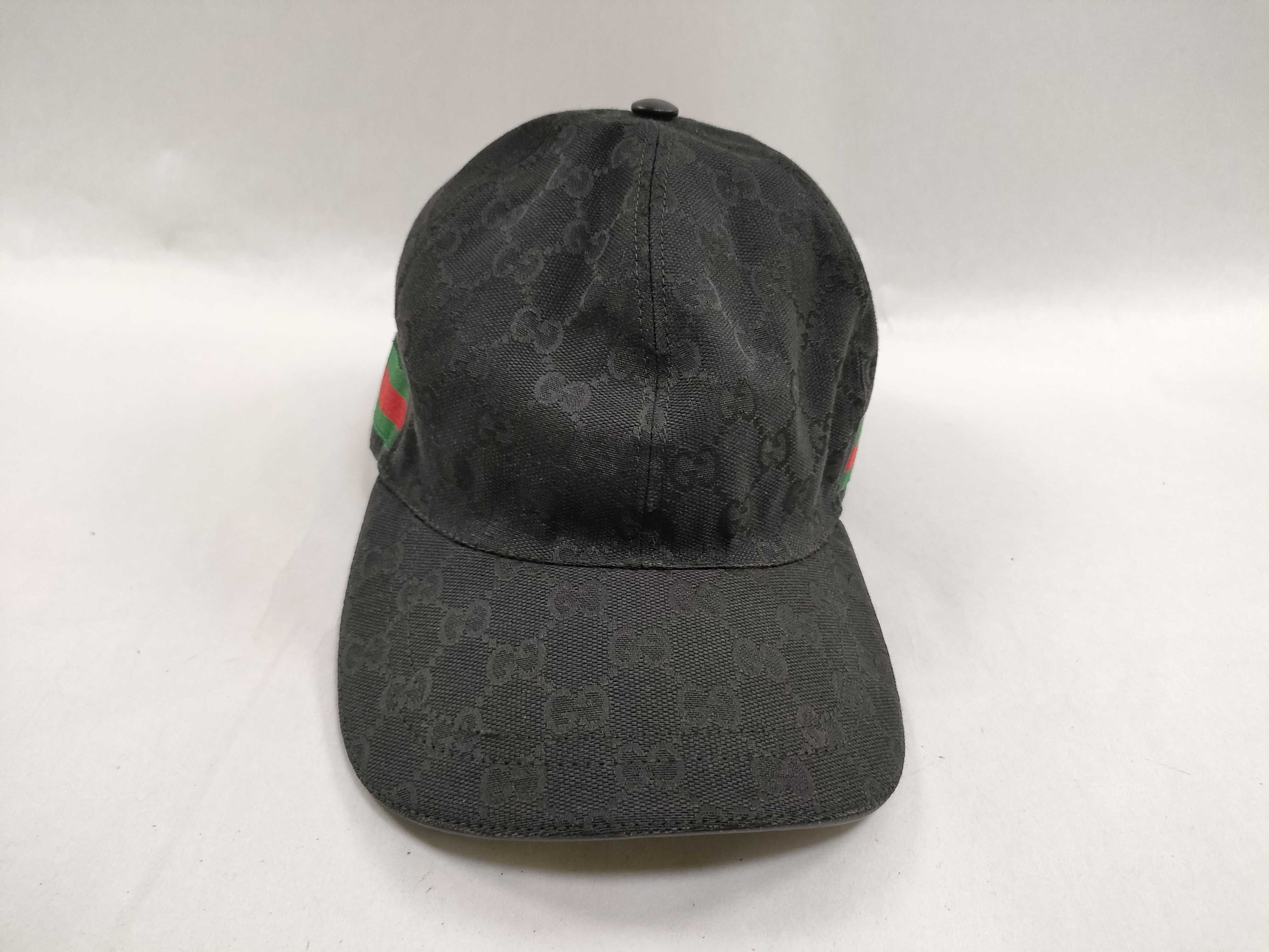 hats and other accessories