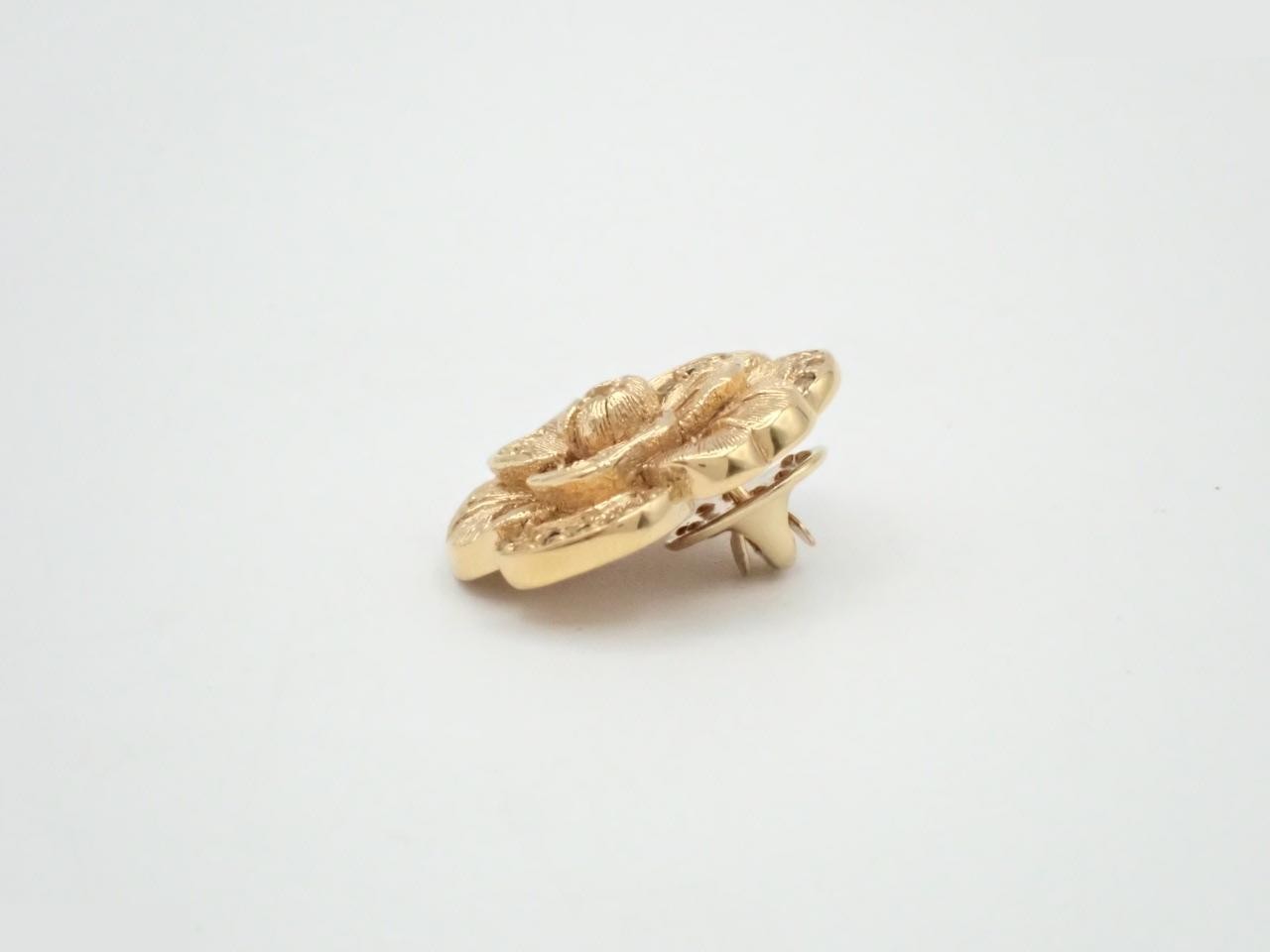 brooch — view 3