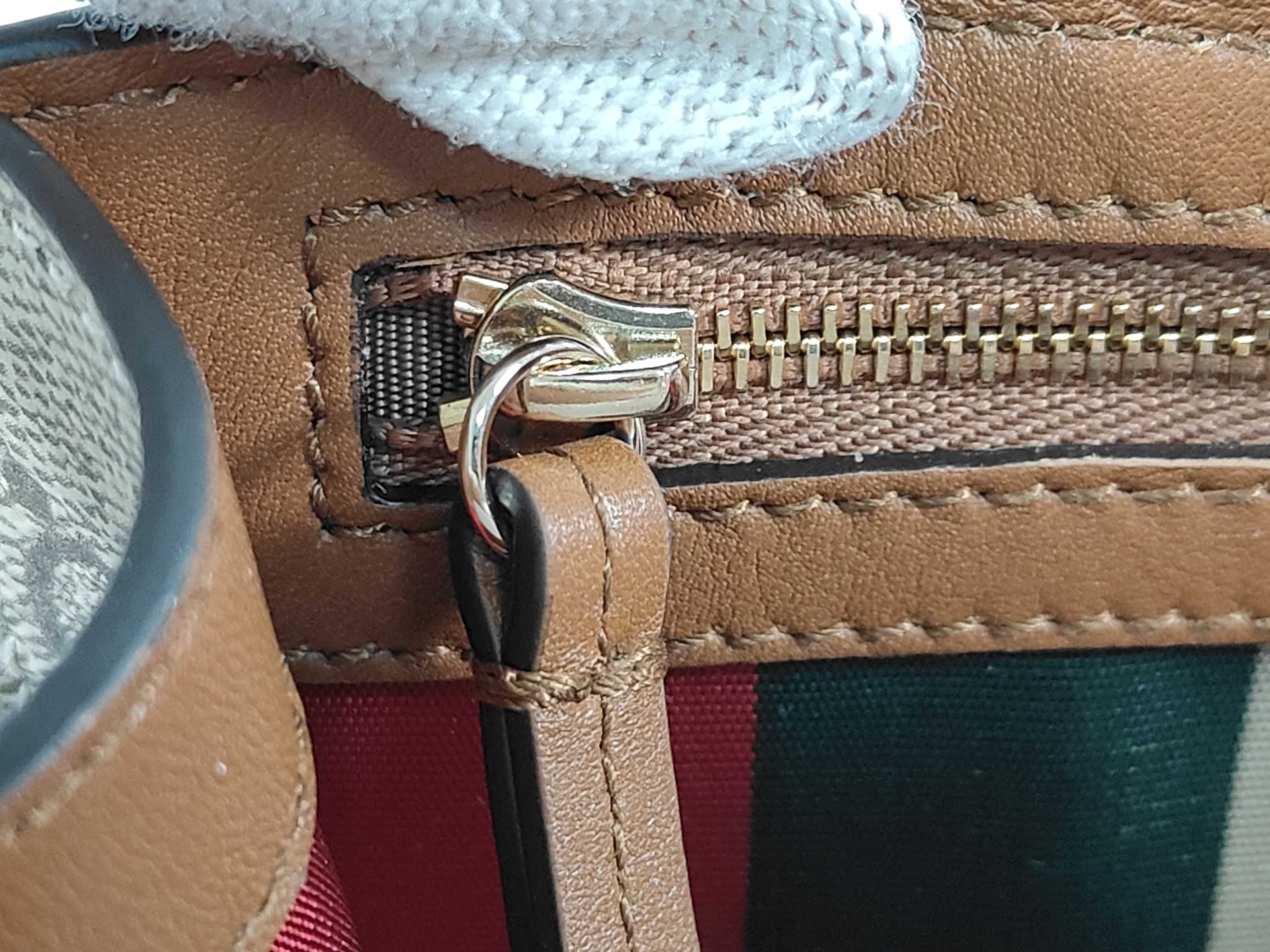 GG Supreme GG Emblem Shoulder Wallet — view 6