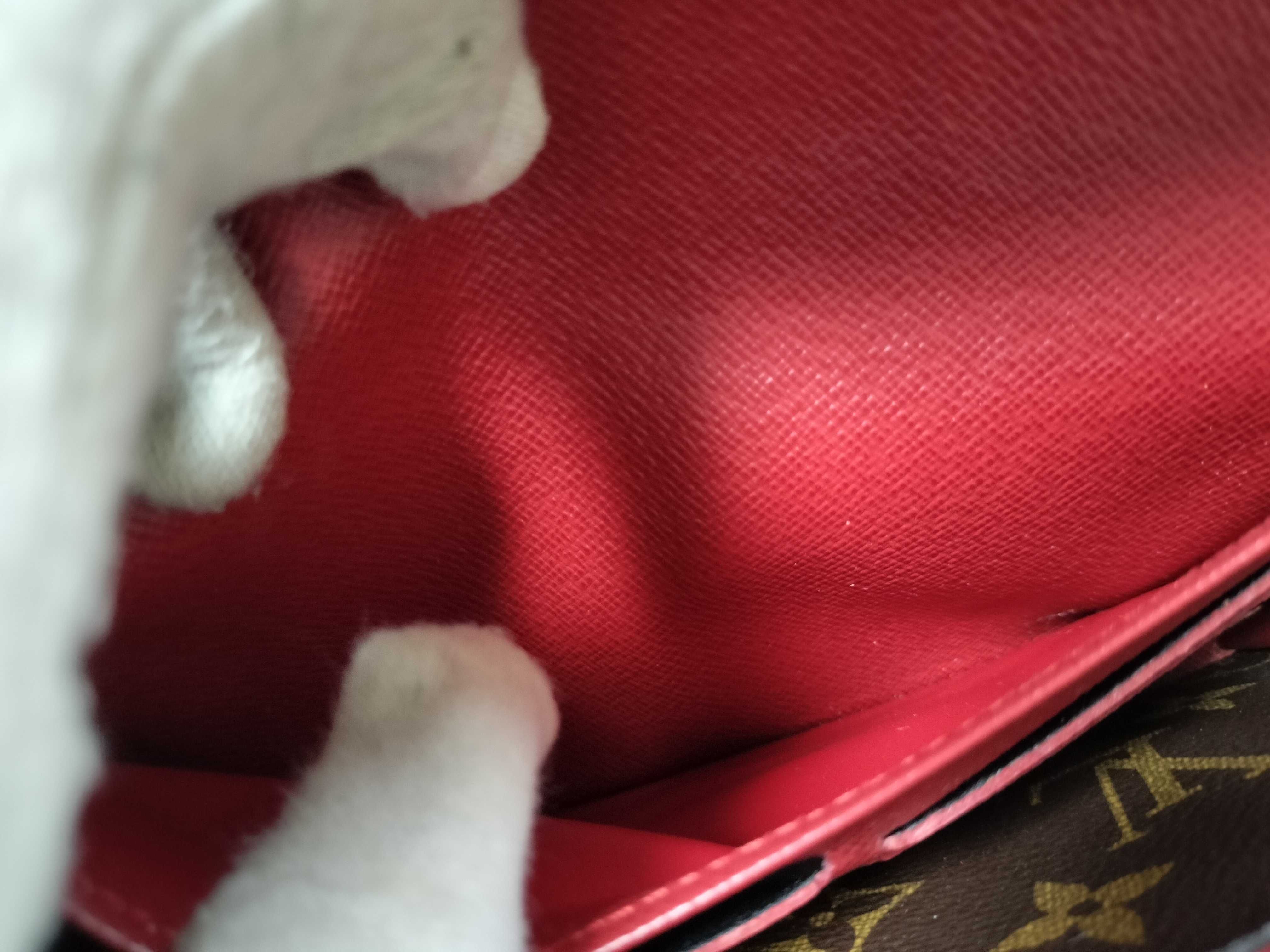 Monogram M61184 Portefeuille Sarah Retiro Wallet — view 11
