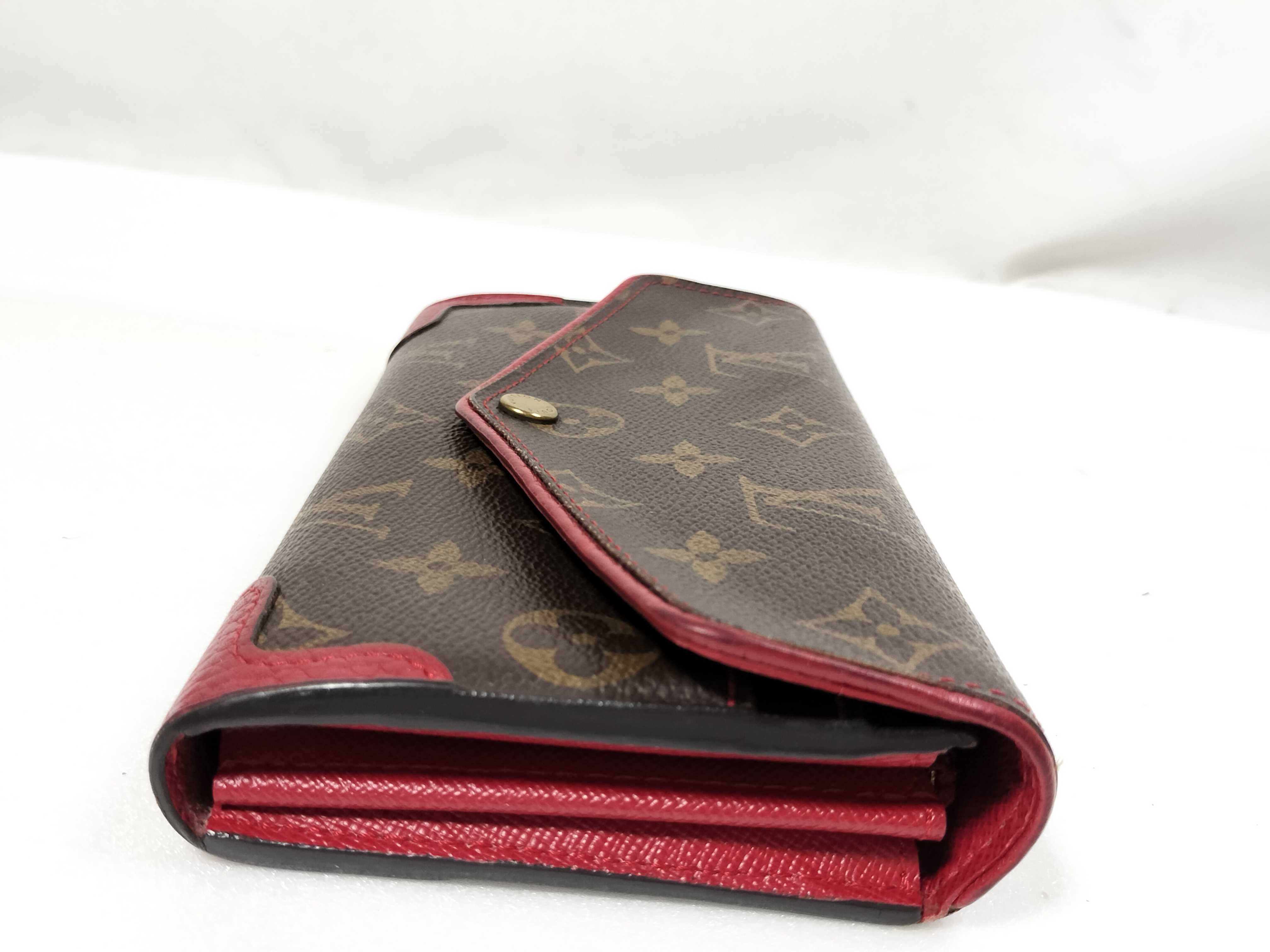 Monogram M61184 Portefeuille Sarah Retiro Wallet — view 3