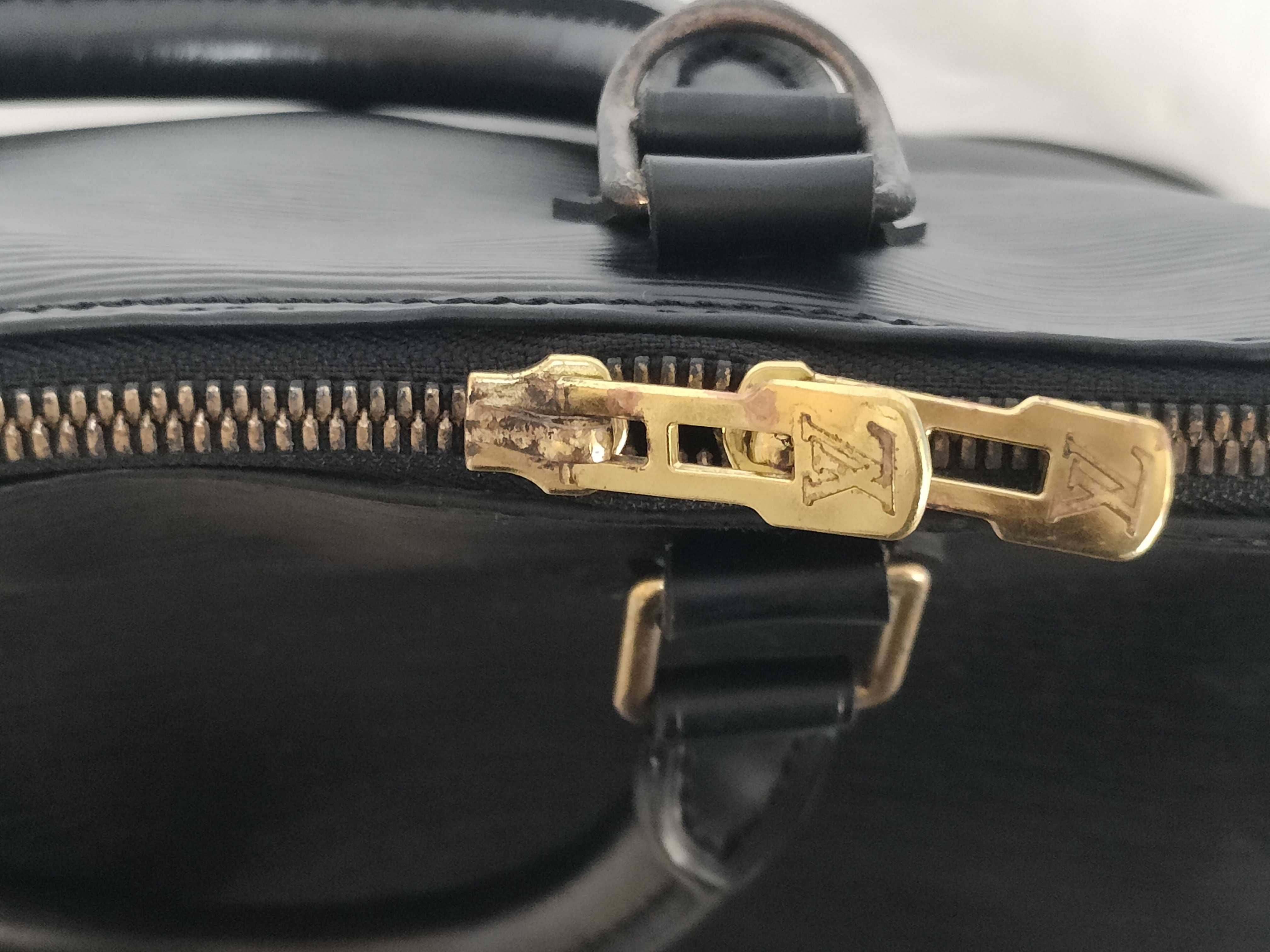 M52142 Alma PM Epi Black Handbag — view 13