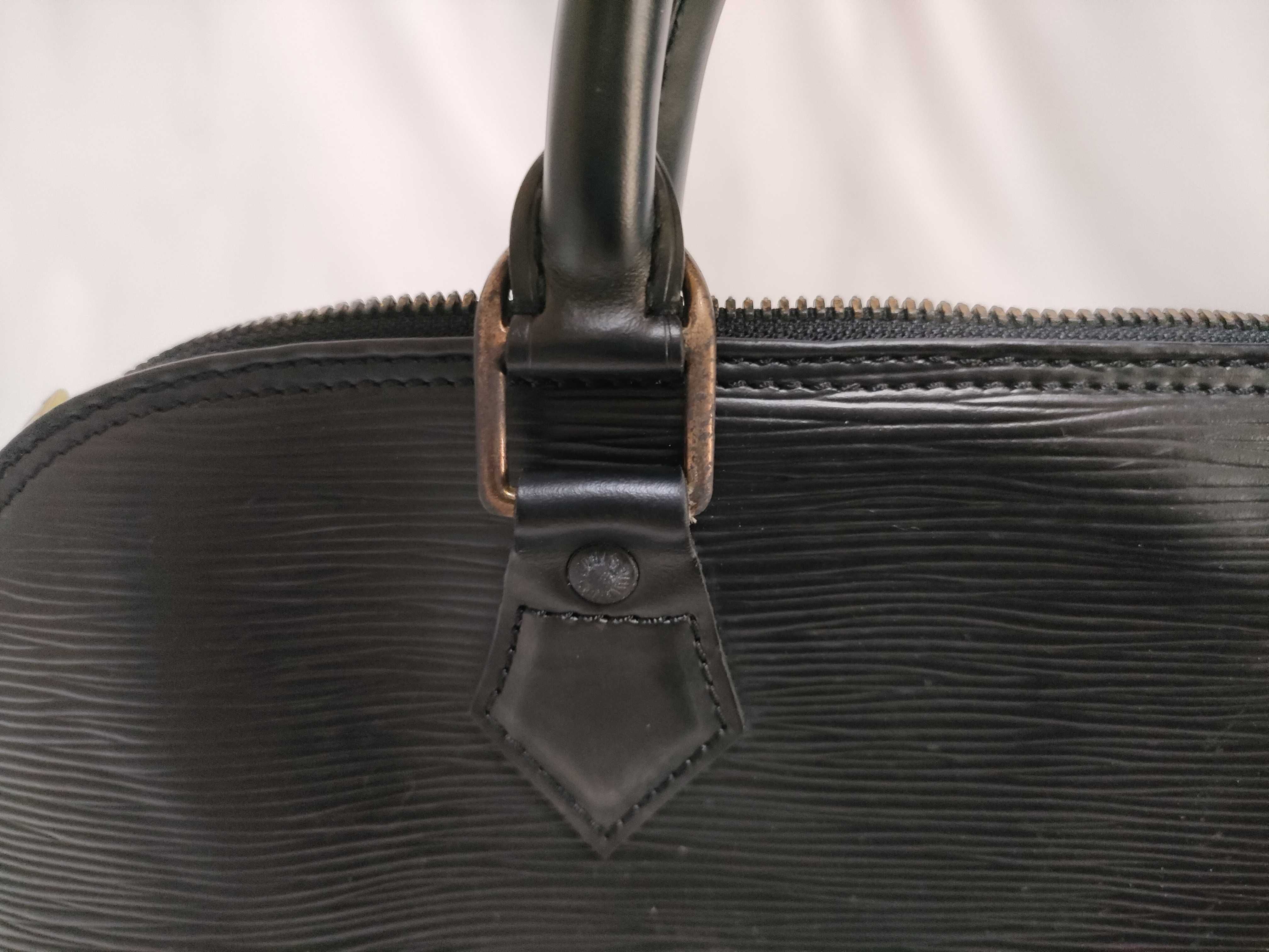 M52142 Alma PM Epi Black Handbag — view 5