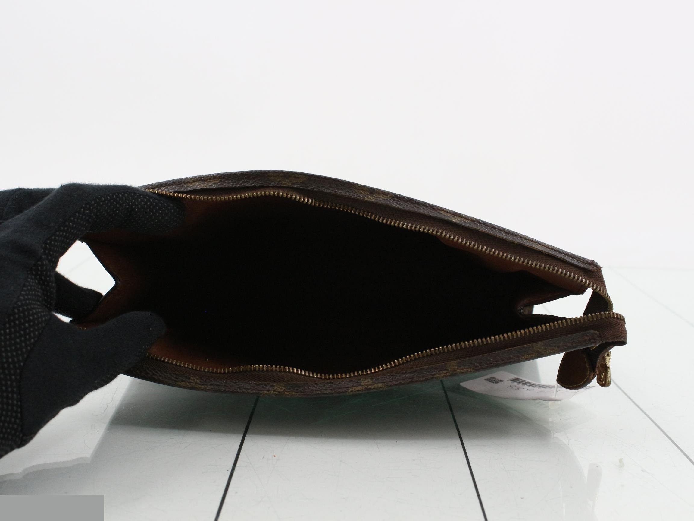 Pochette Toilette 26 Monogram M47542 — view 4