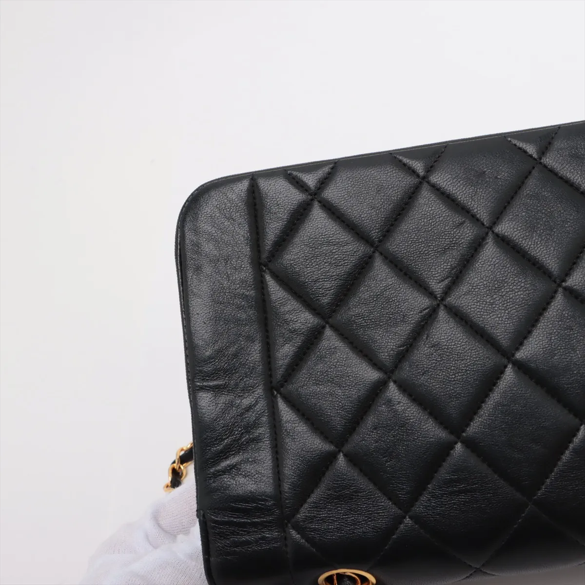 Matelasse Lambskin Single Flap Single Chain Bag Diana Flap Black Gold Hardware — view 10