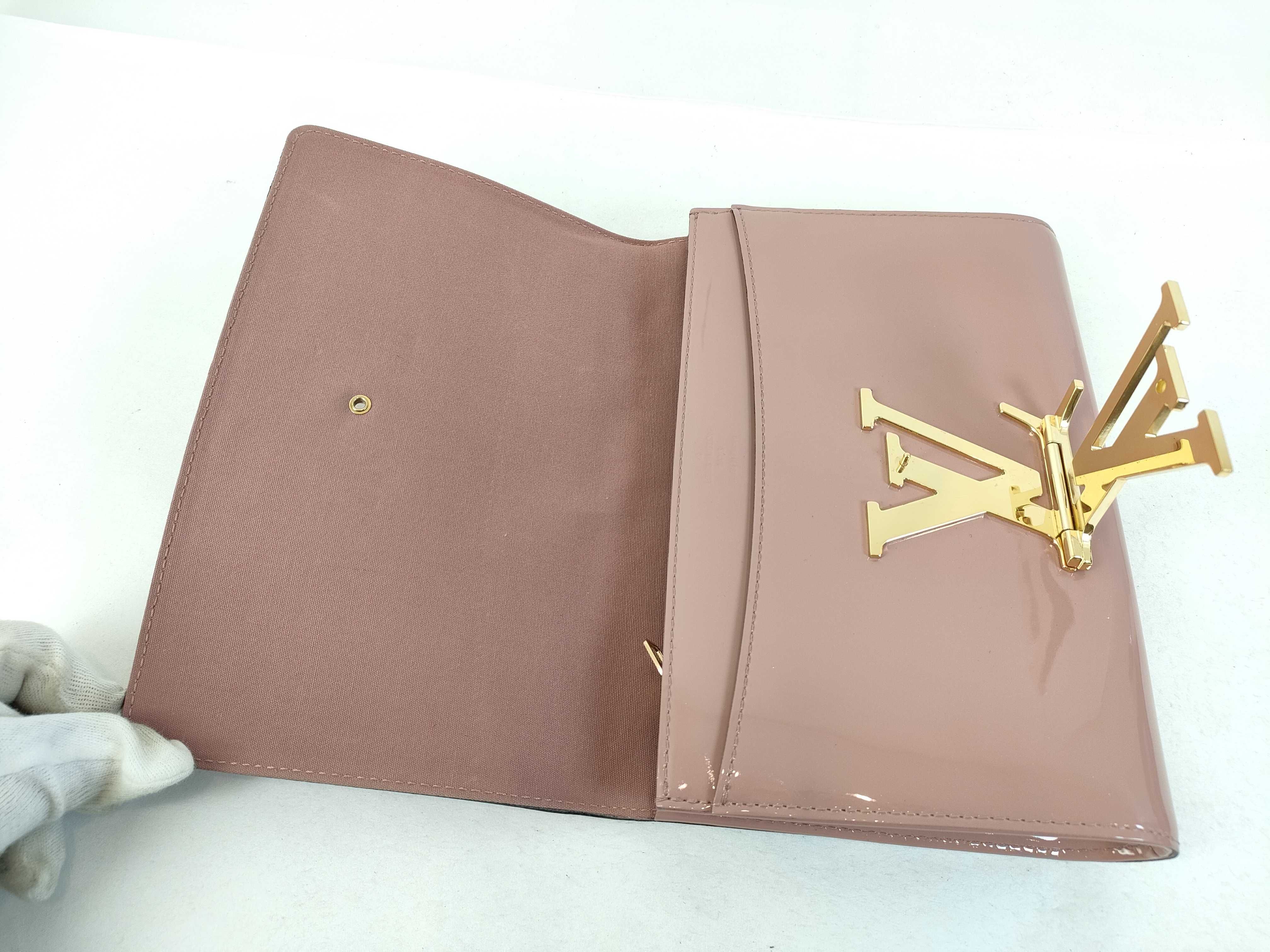 Enamel Twist Handbag Clutch Bag — view 5