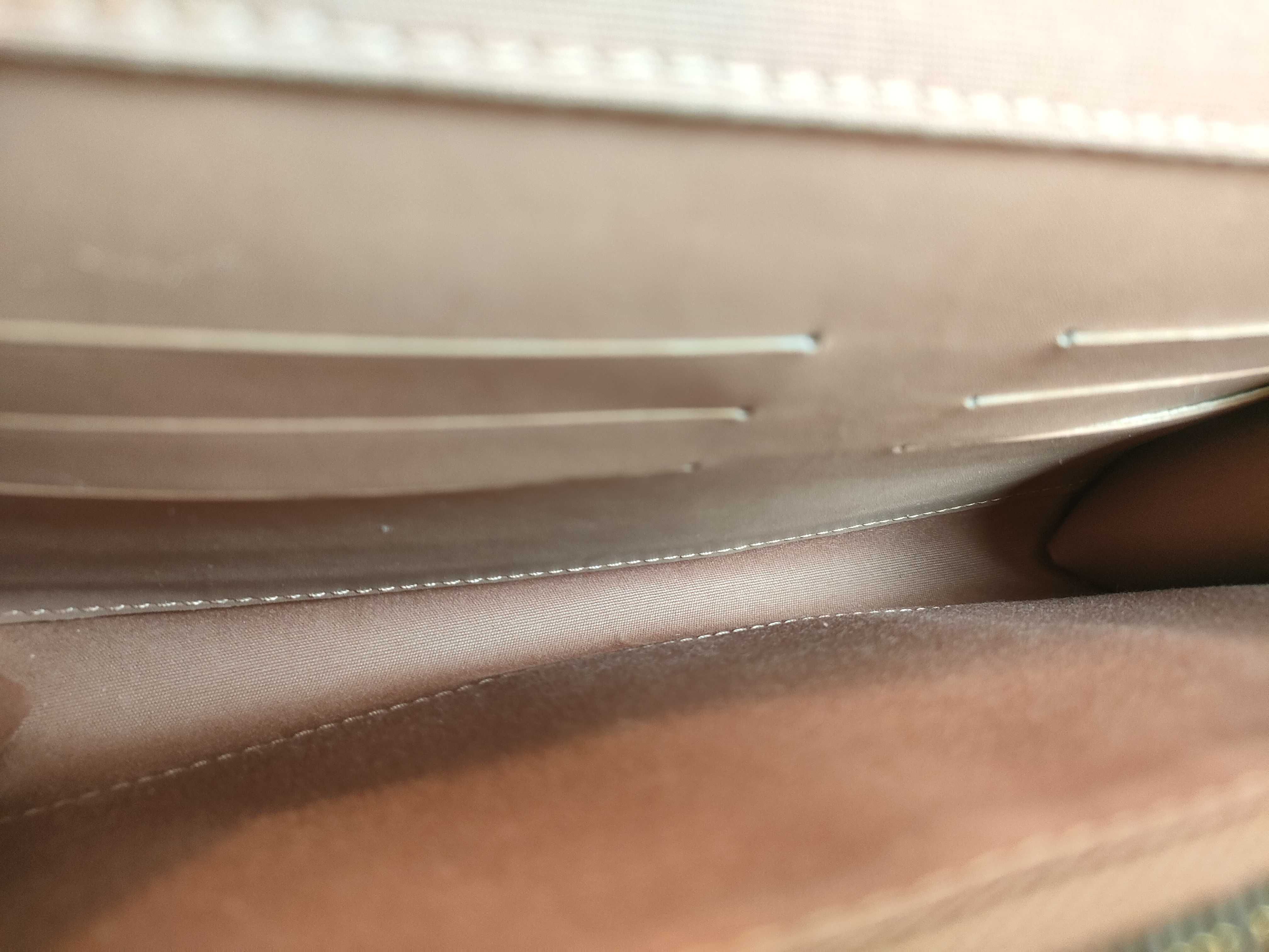 Enamel Twist Handbag Clutch Bag — view 6