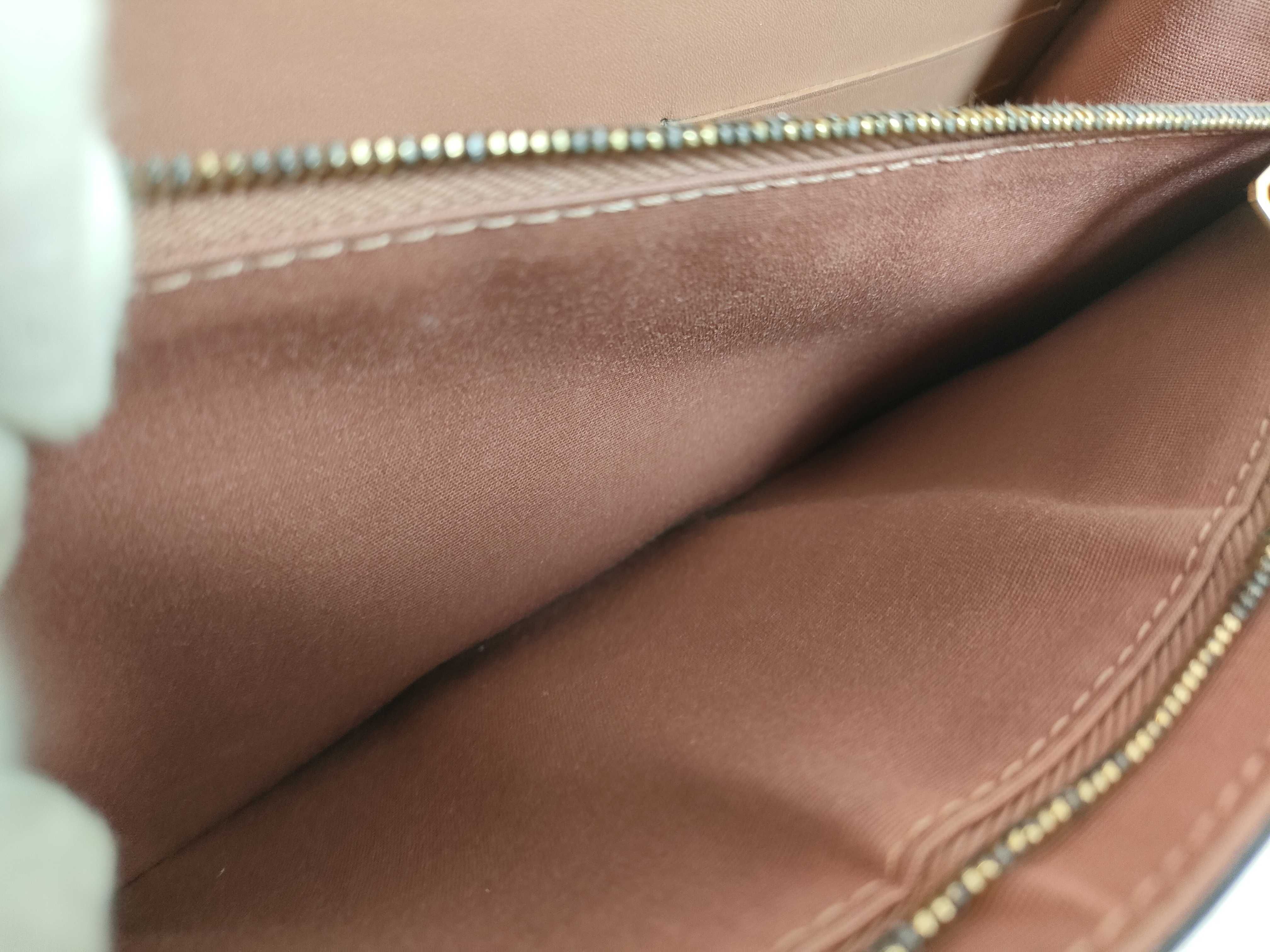 Enamel Twist Handbag Clutch Bag — view 8