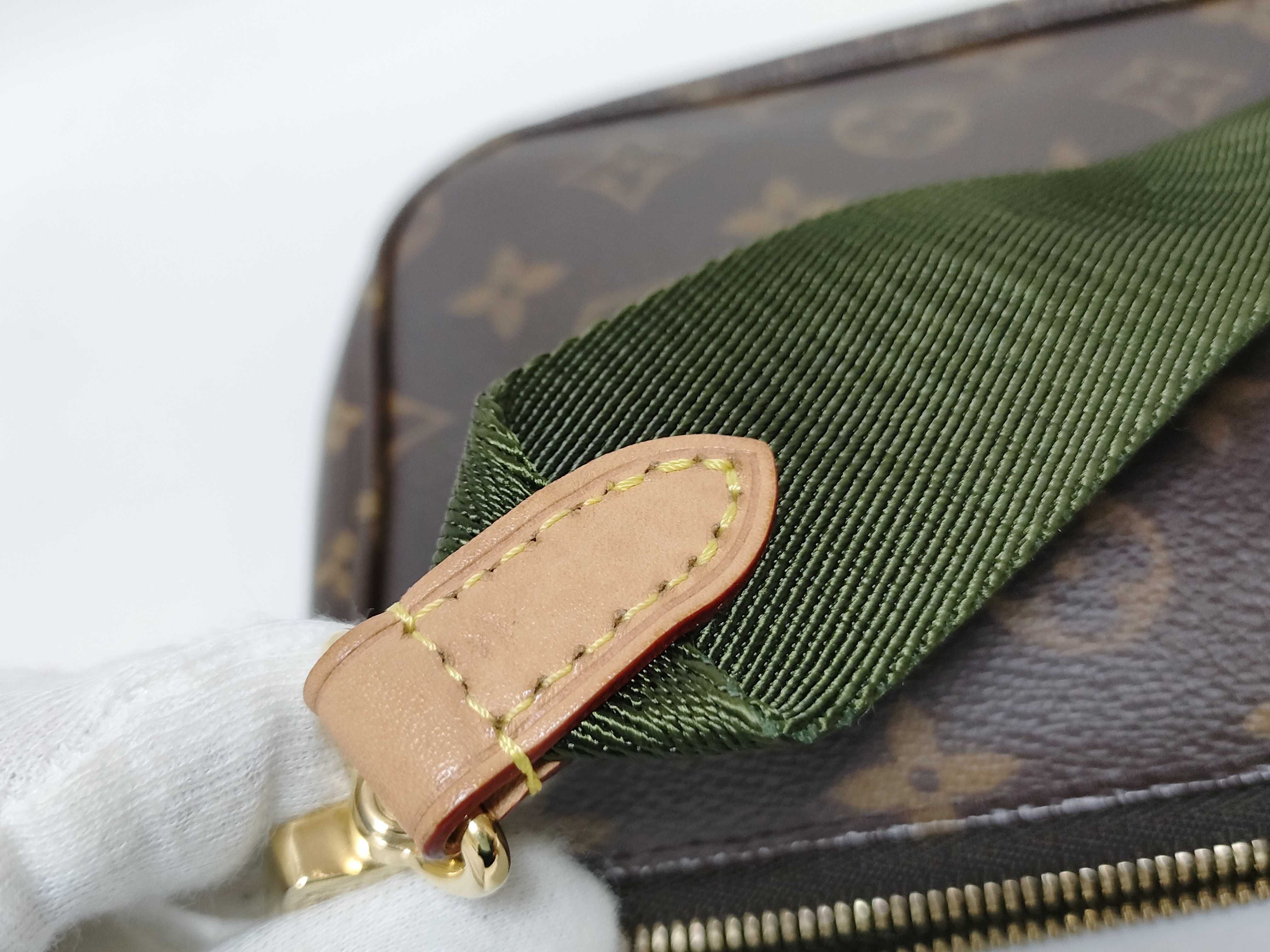 Monogram Louis Vuitton Multipochette Accessoires Shoulder Bag — view 13