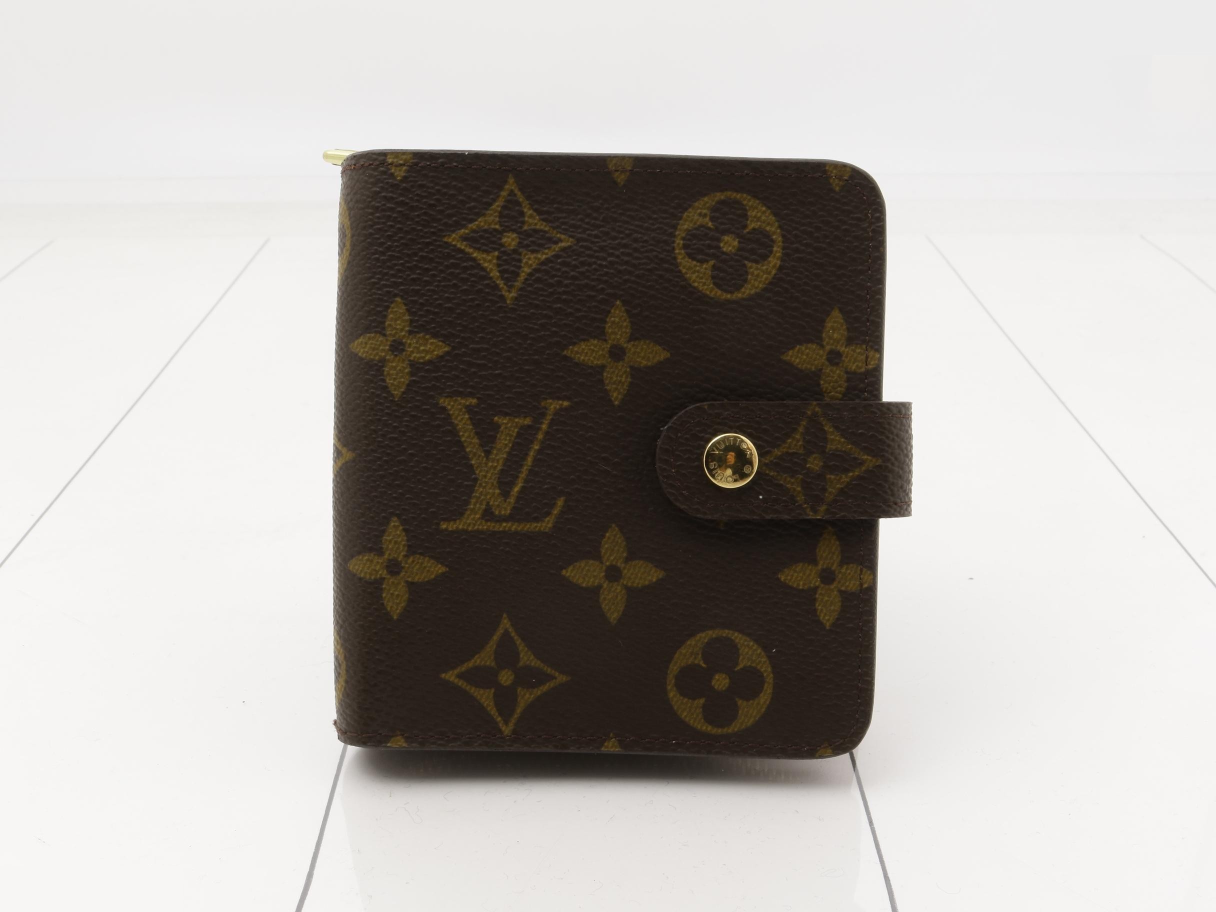 Compact Zip