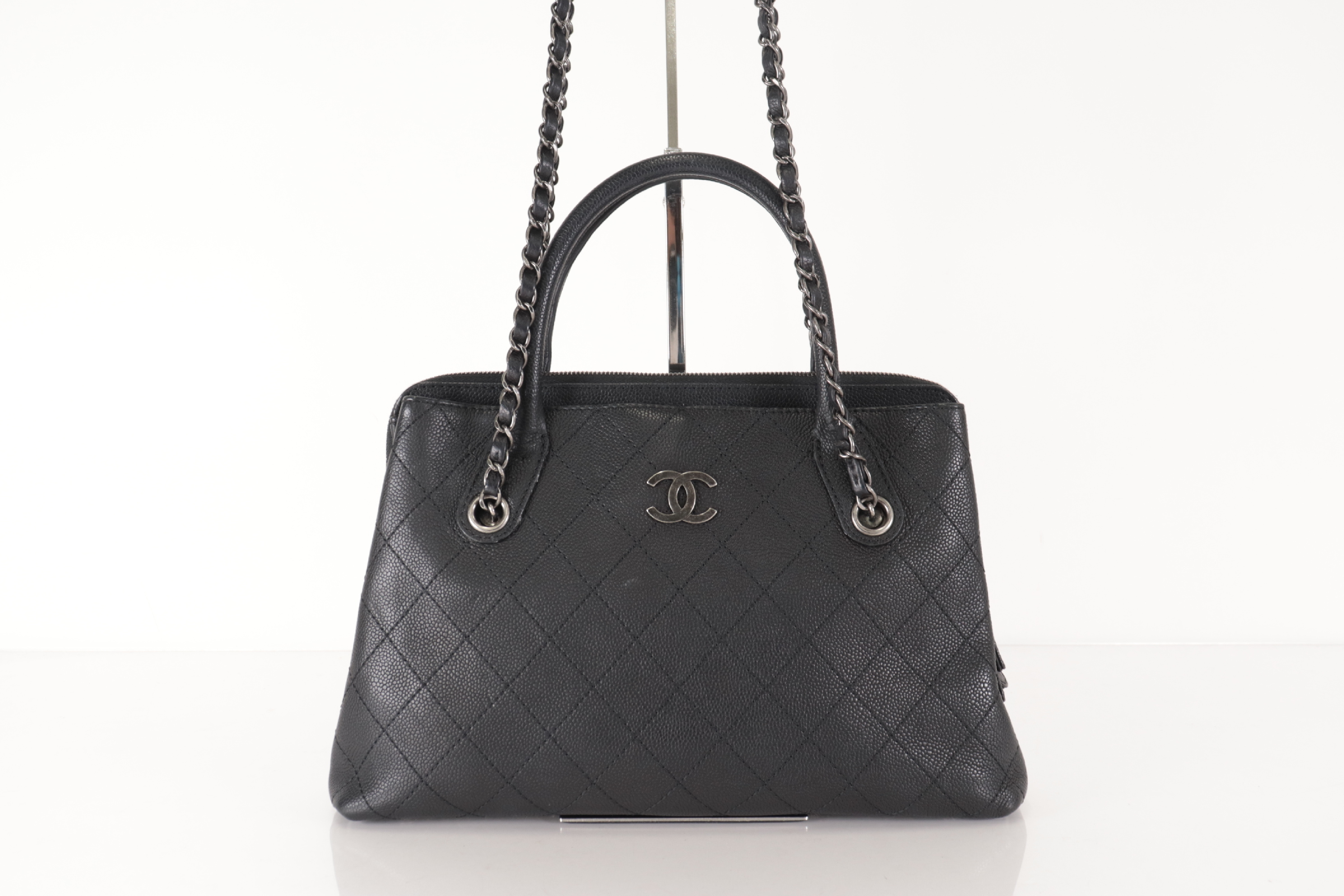 Matelassé Caviar Leather 2-Way Shoulder Bag, Silver Hardware, Serial Number 21 Series — view 2