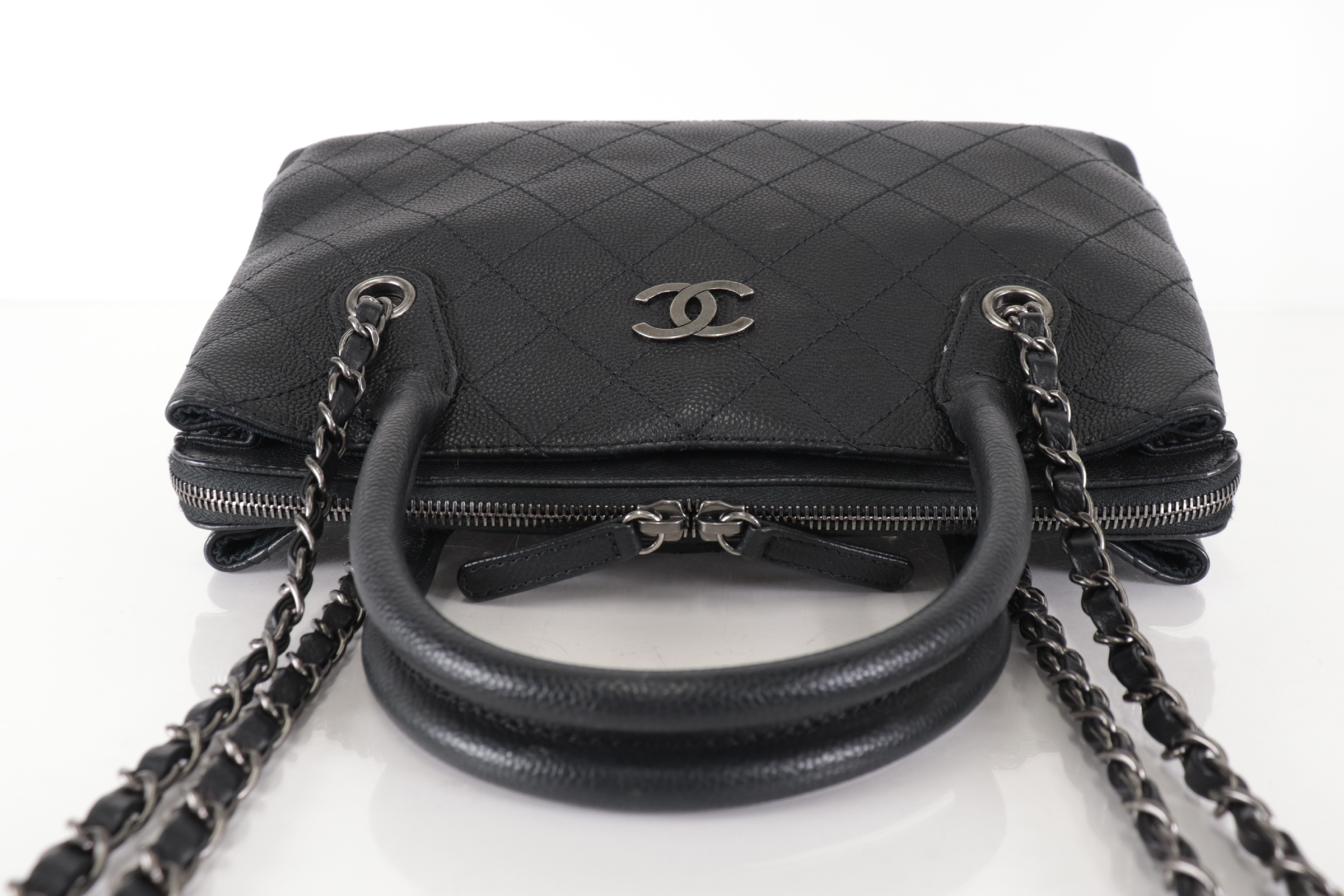 Matelassé Caviar Leather 2-Way Shoulder Bag, Silver Hardware, Serial Number 21 Series — view 6