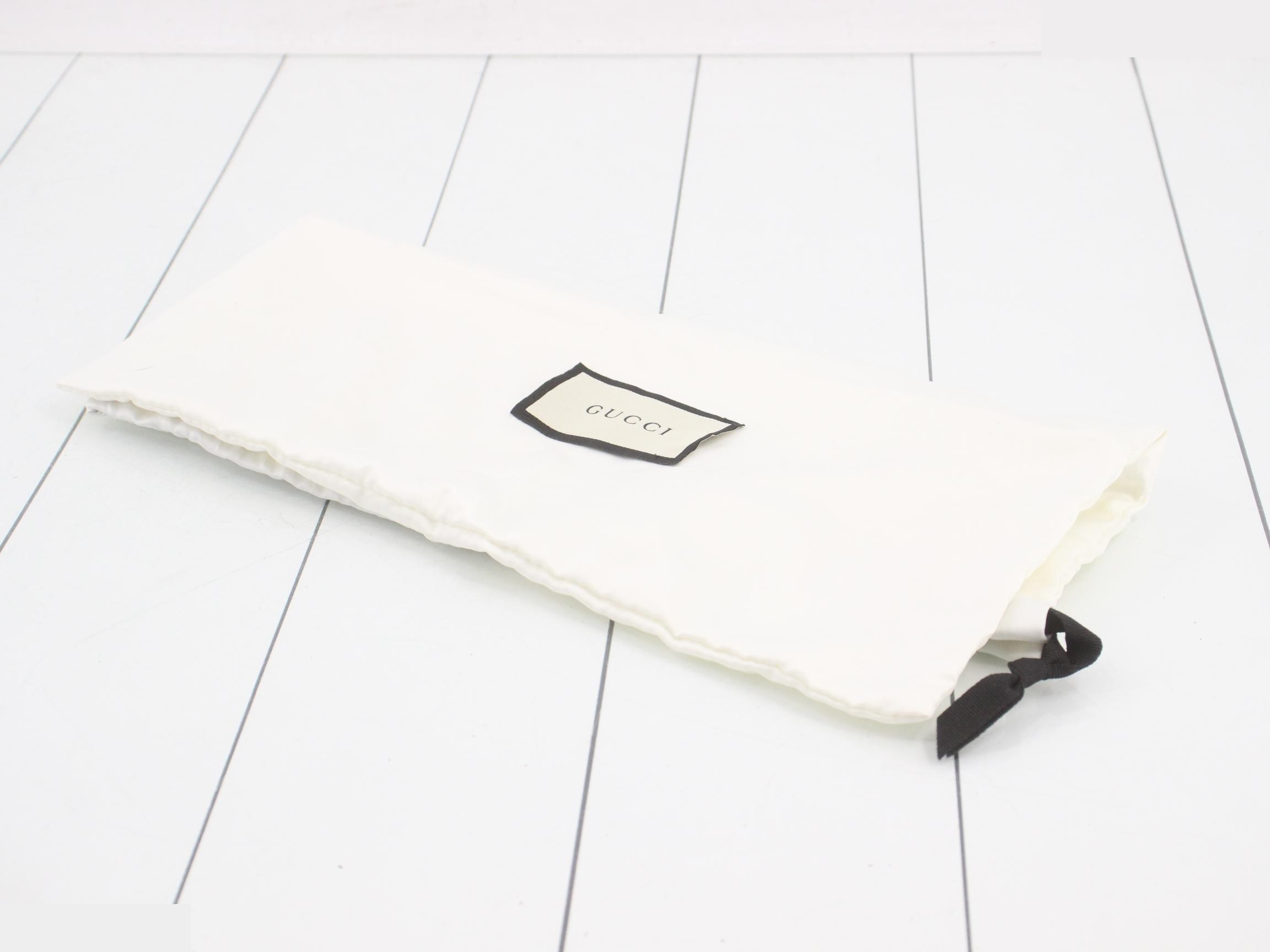 GG Marmont Quilted Shoulder Bag — view 7