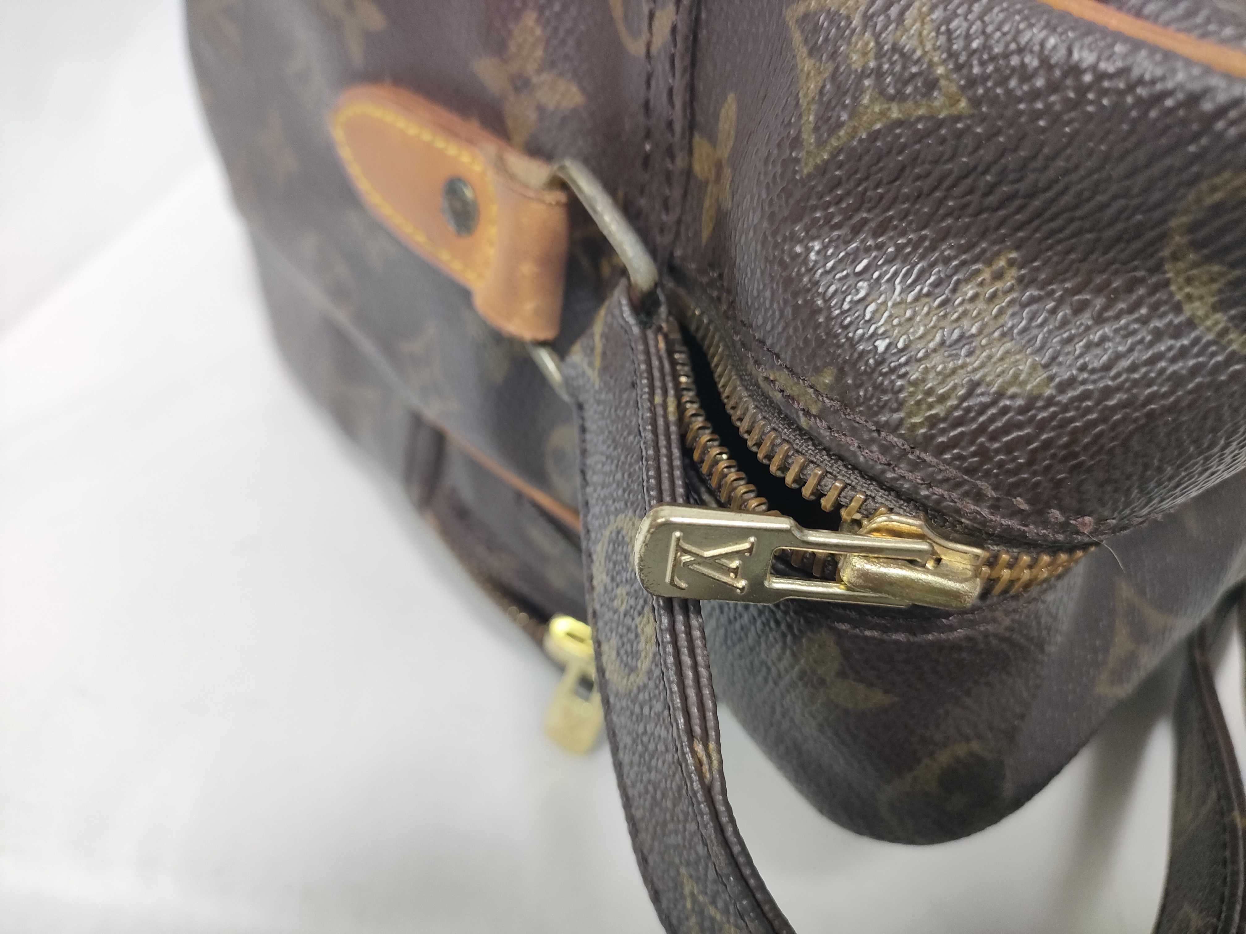 Monogram Louis Vuitton Nile Shoulder Bag — view 8