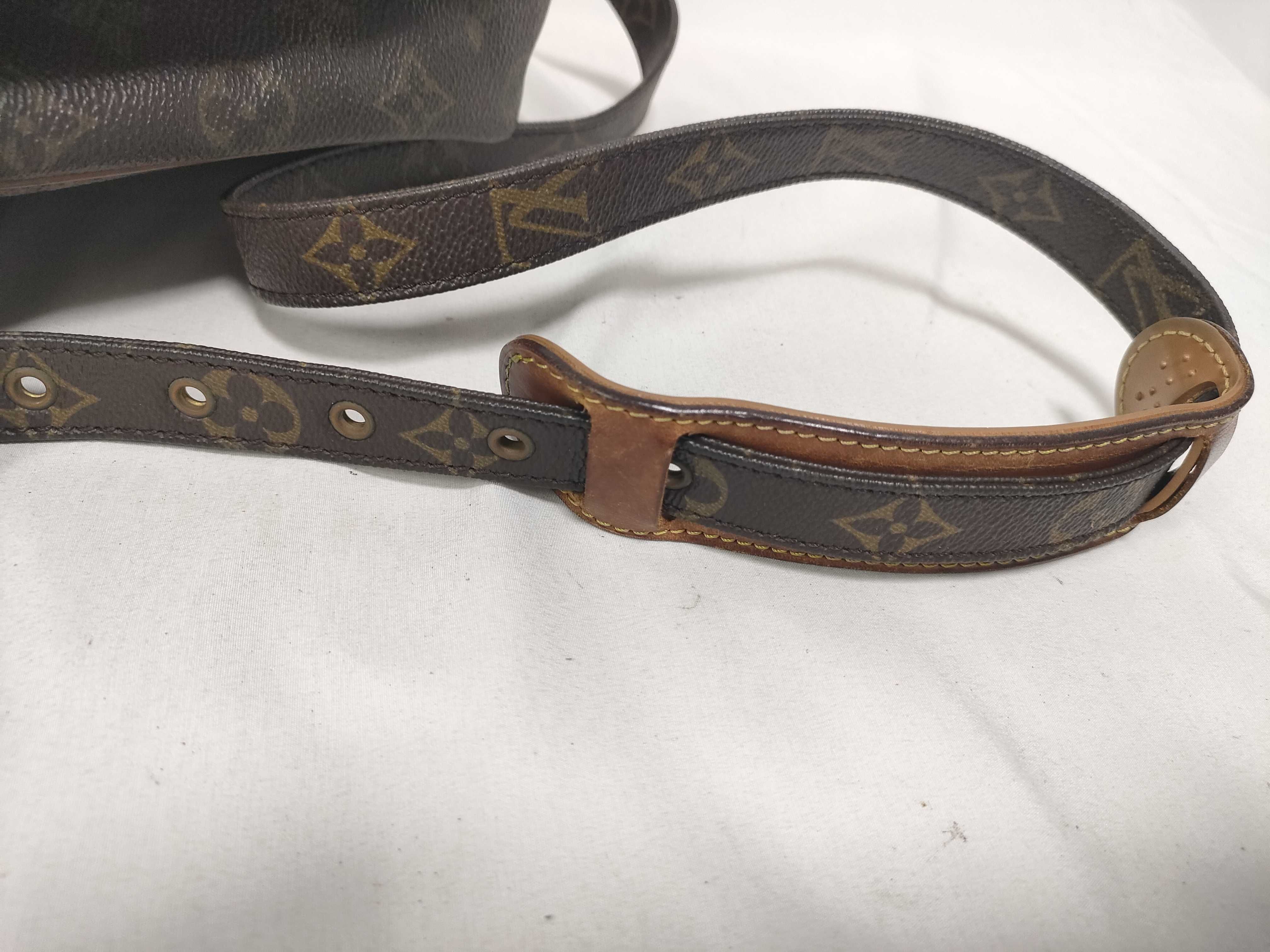 Monogram Louis Vuitton Nile Shoulder Bag — view 10