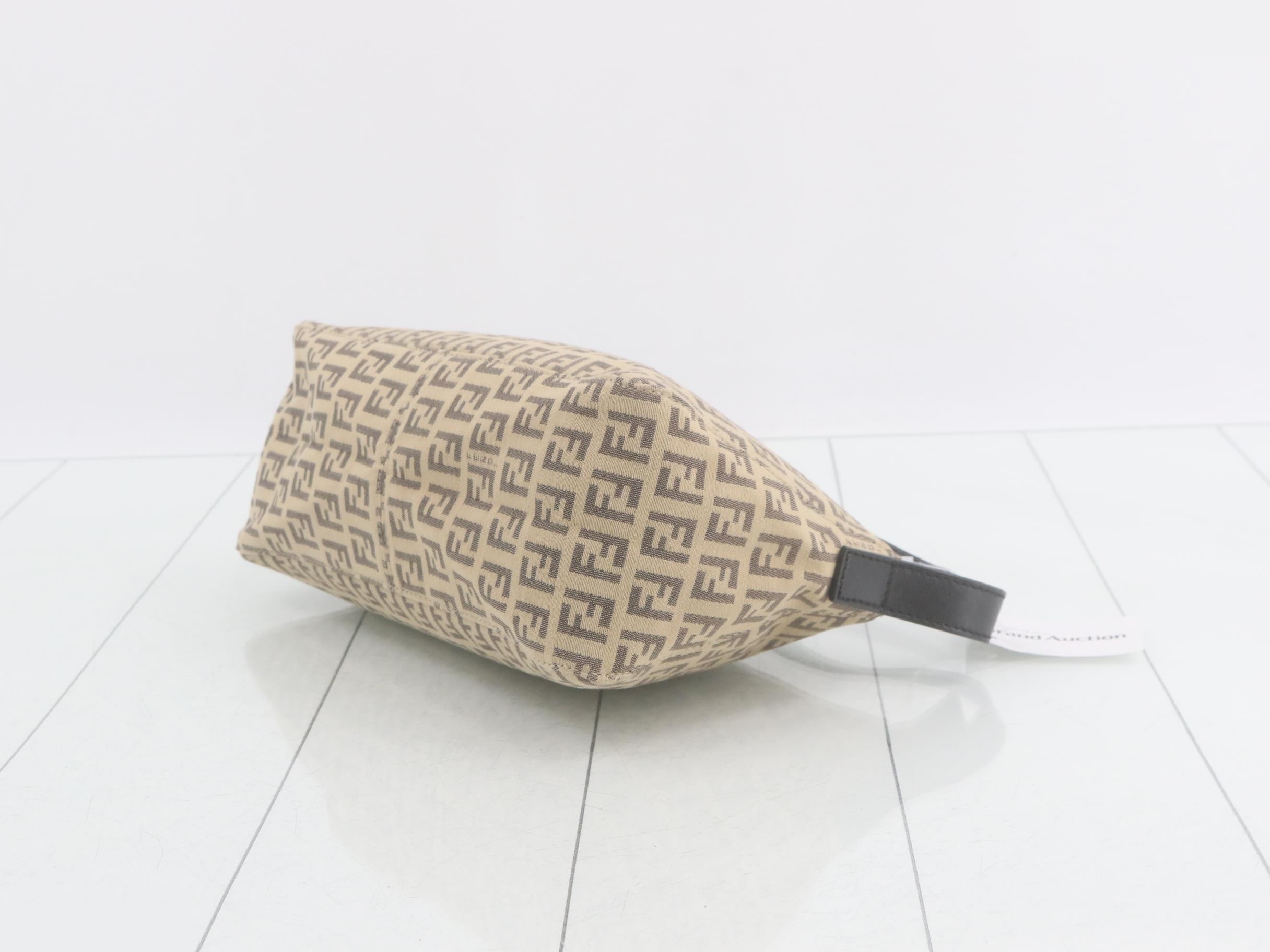Zucchino One-Shoulder Bag — view 6