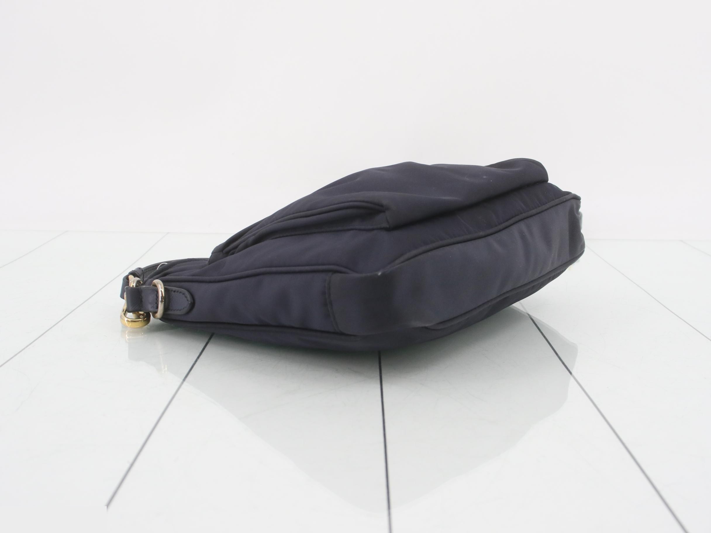Triangle Logo Shoulder Bag, Navy, Tessuto — view 5