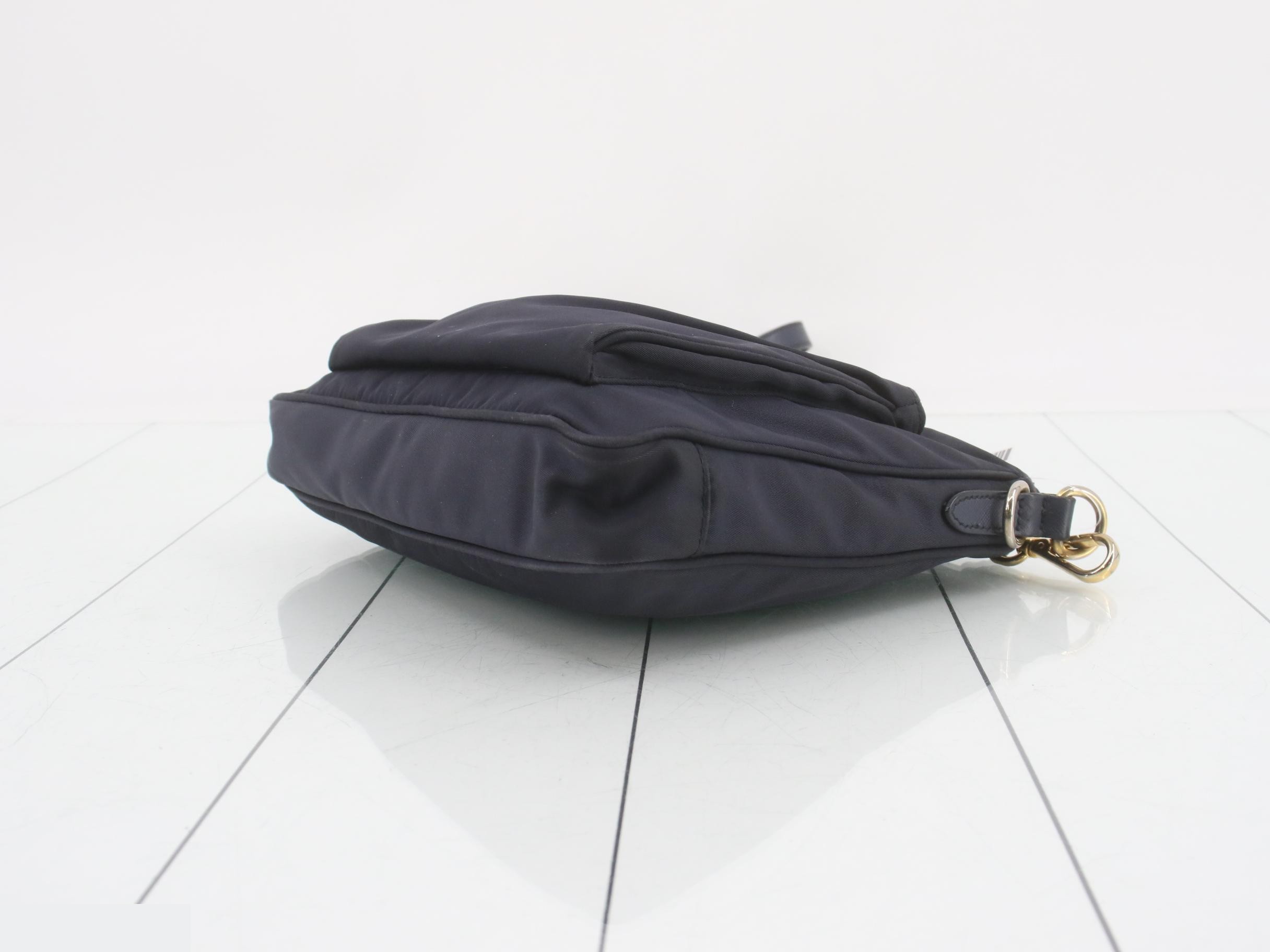 Triangle Logo Shoulder Bag, Navy, Tessuto — view 6