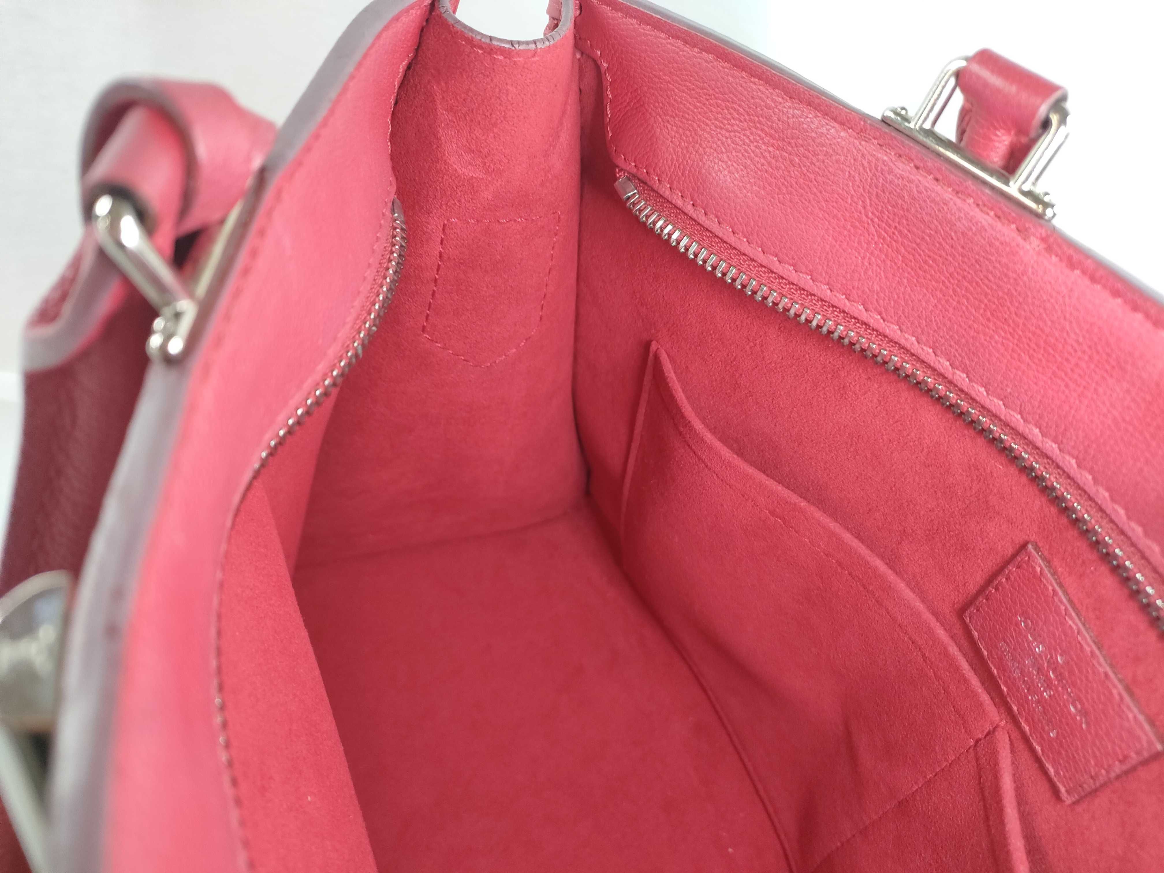 PH- Monogram Tote Bag V Shaped Shoulder Bag Red Leather M Tote Bag — view 11