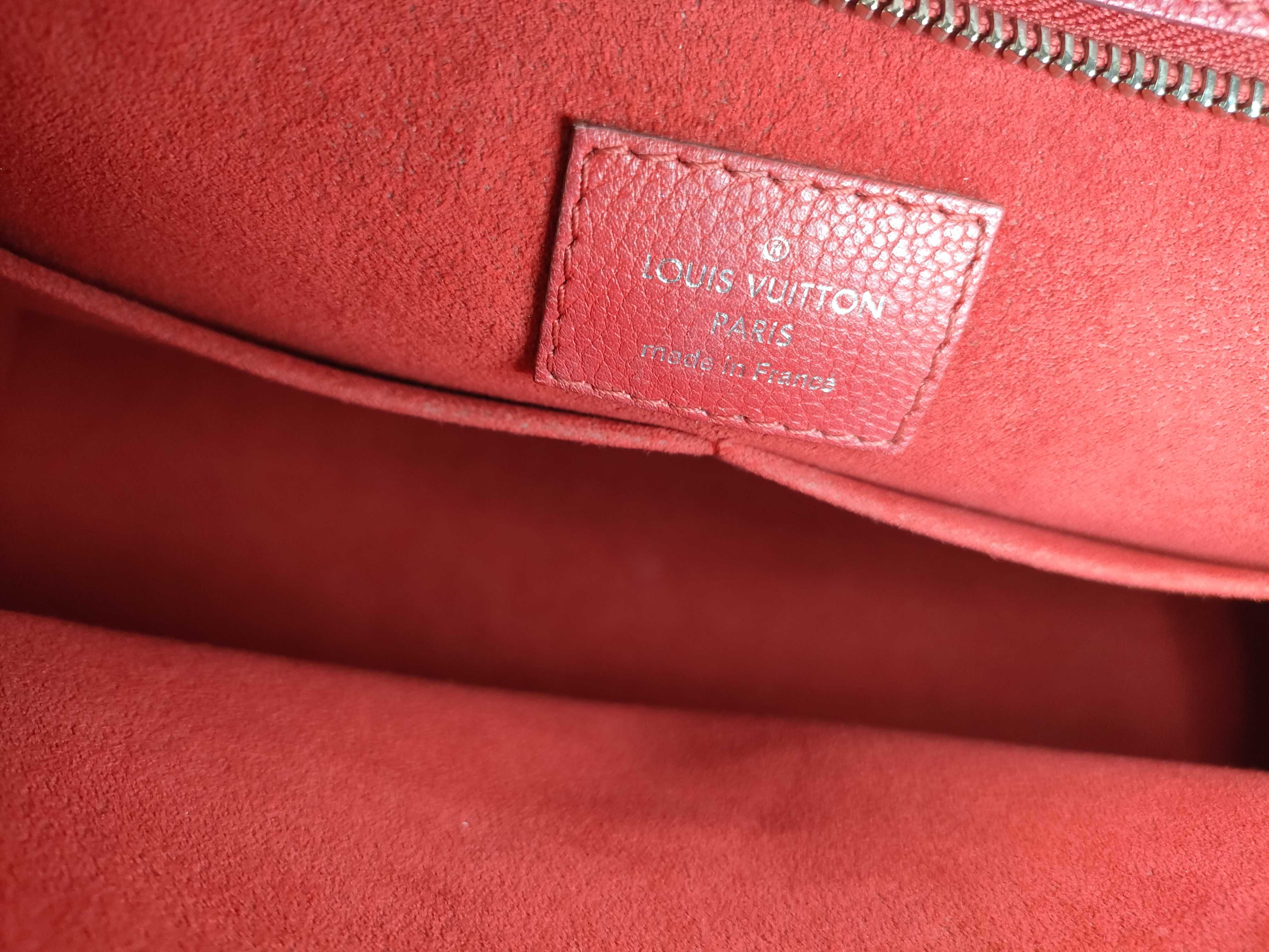 PH- Monogram Tote Bag V Shaped Shoulder Bag Red Leather M Tote Bag — view 12