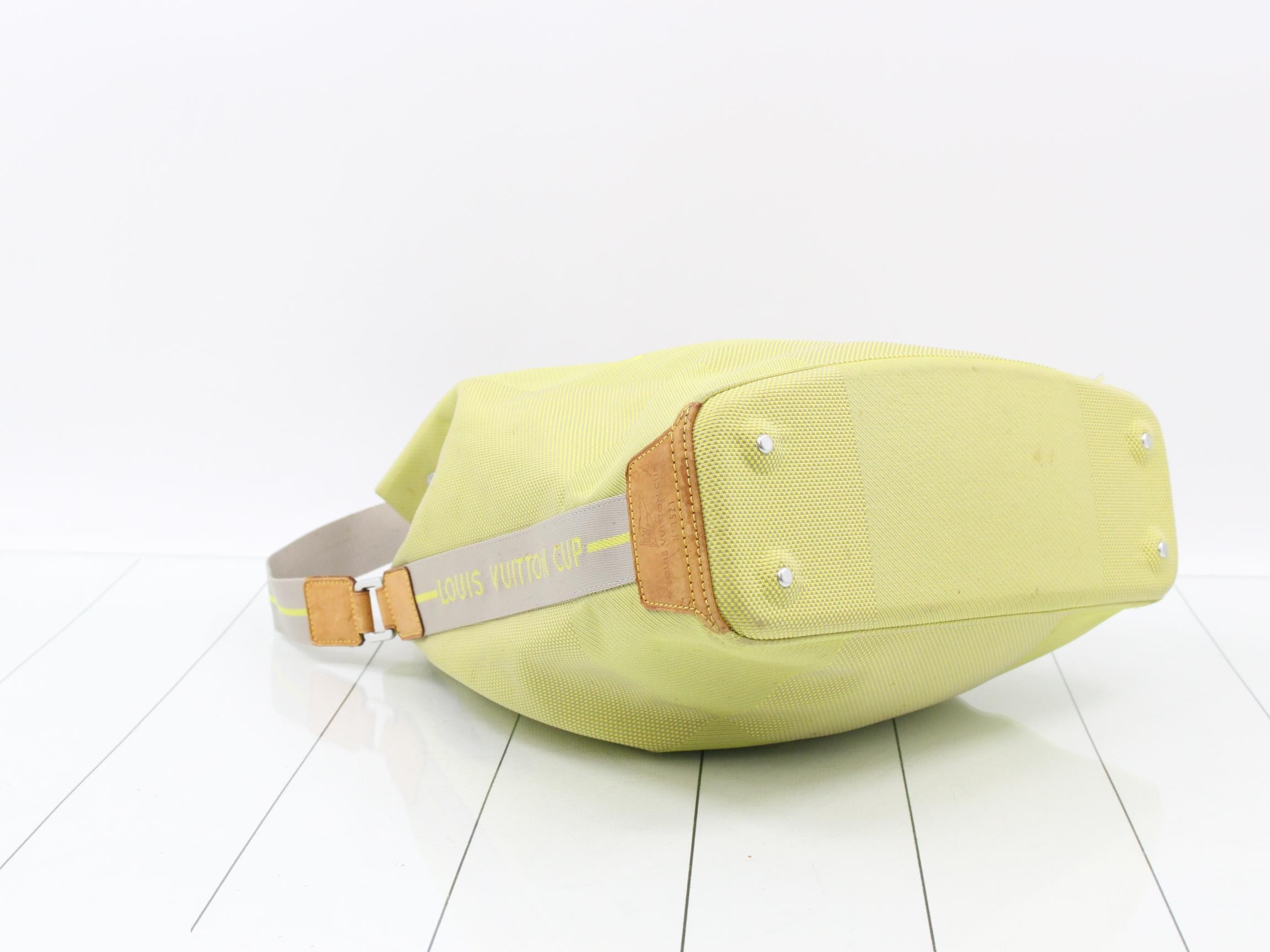 Volunteer - Lime Green — view 5