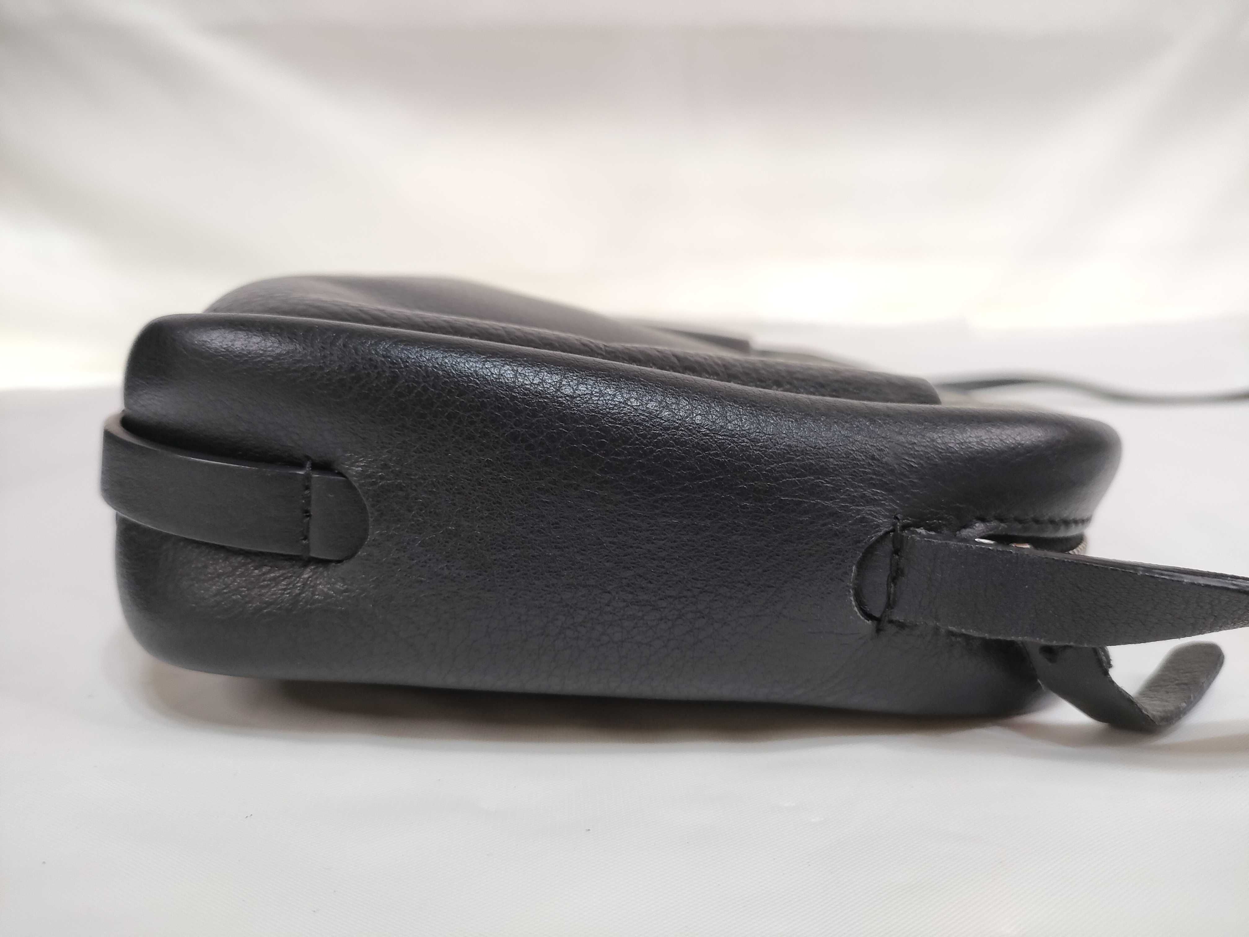 Everyday Camera Shoulder Bag — view 8