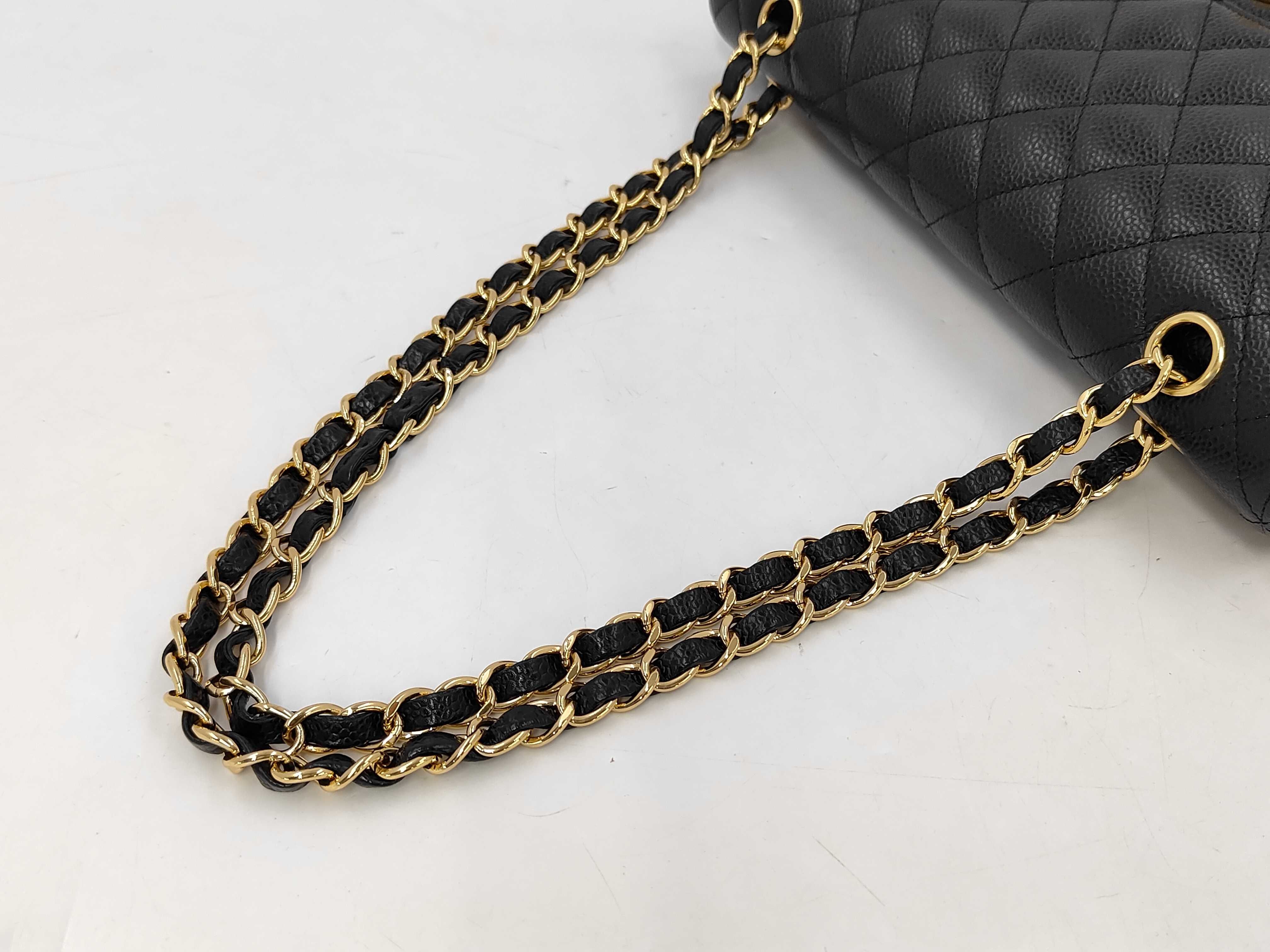Matelassé 25 Double Flap Double Chain Caviar Shoulder Bag — view 5
