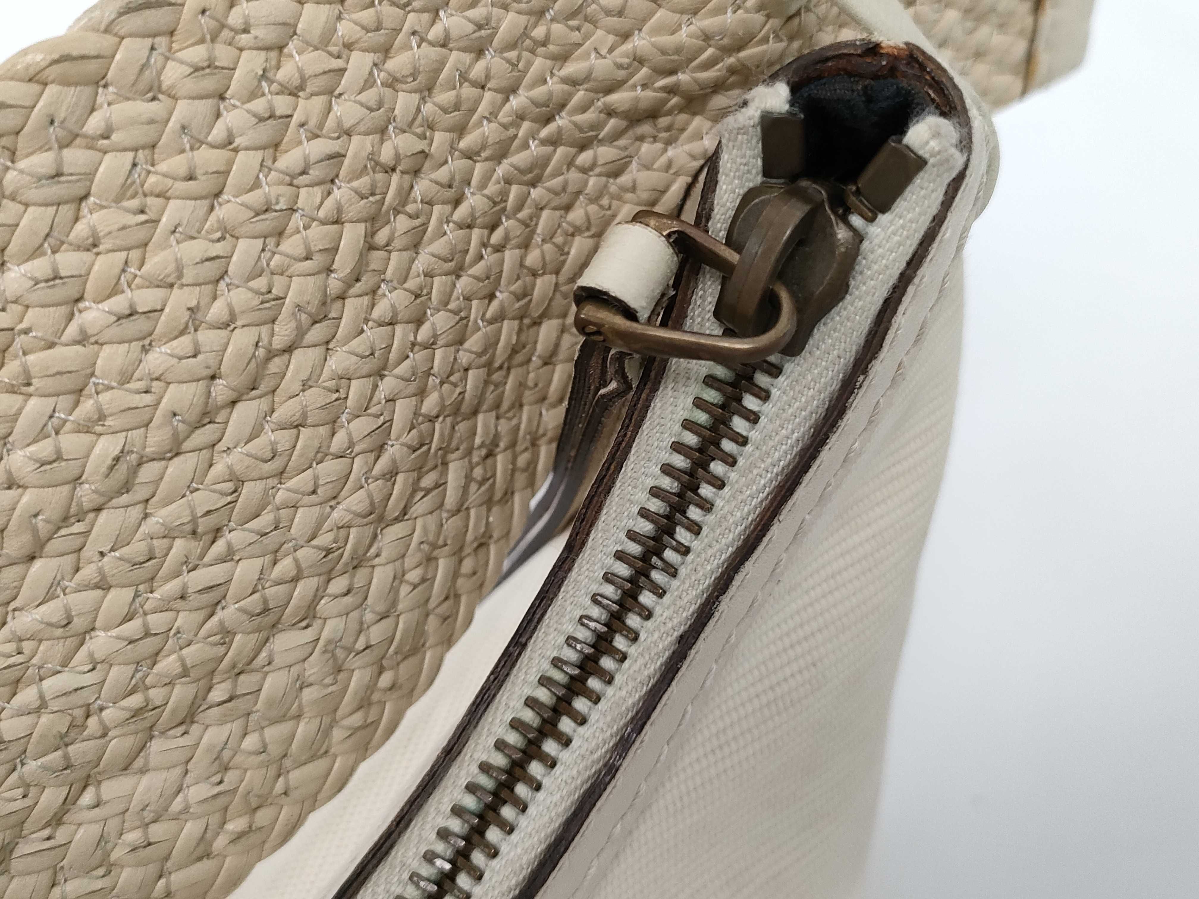 Moon Shoulder Bag (Shoulder Bag) — view 8
