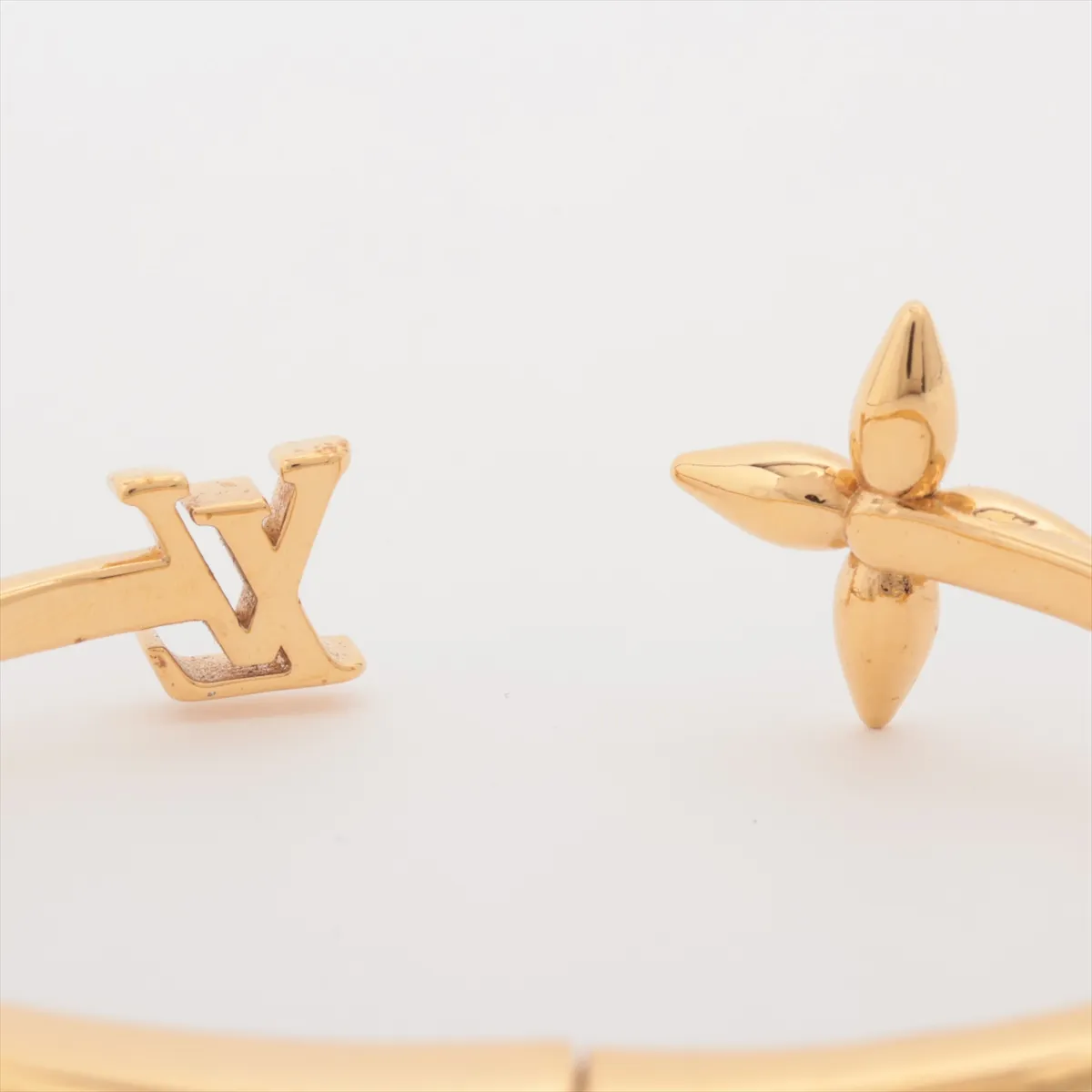 M1441M Bracelet Louisette Signature TE2244 Bangle M GP Gold — view 4