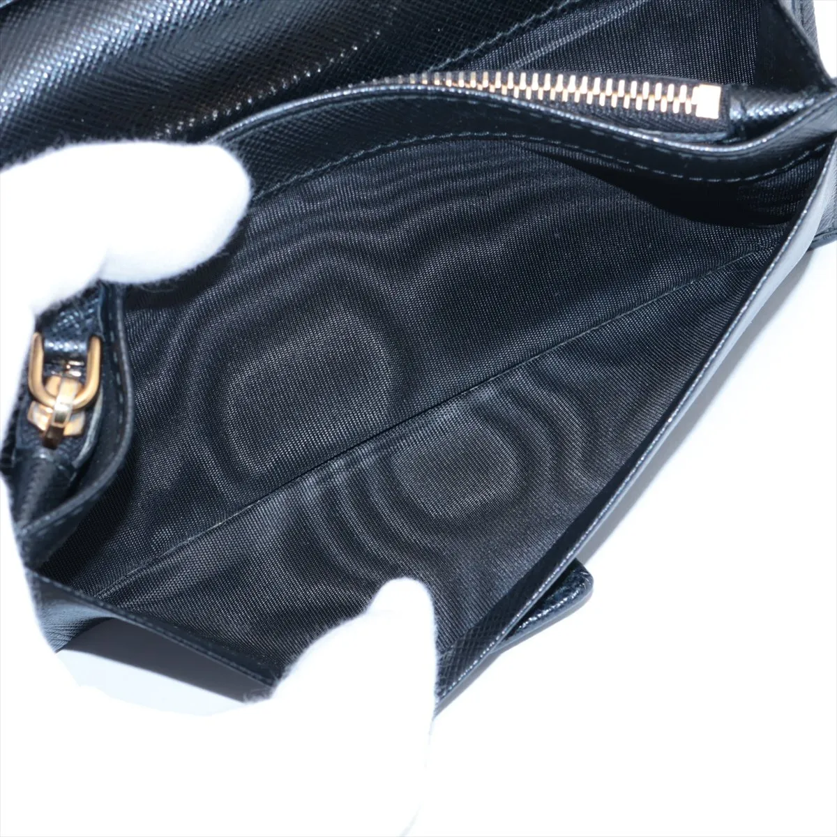 Saffiano Martic 1MV025 Leather Long Wallet Black — view 4