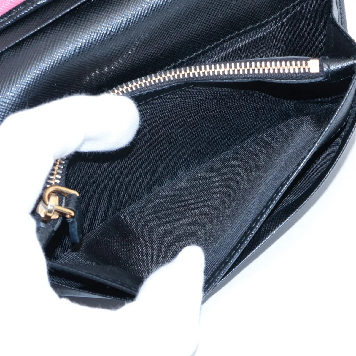 Saffiano Martic 1MV025 Leather Long Wallet Black — view 5