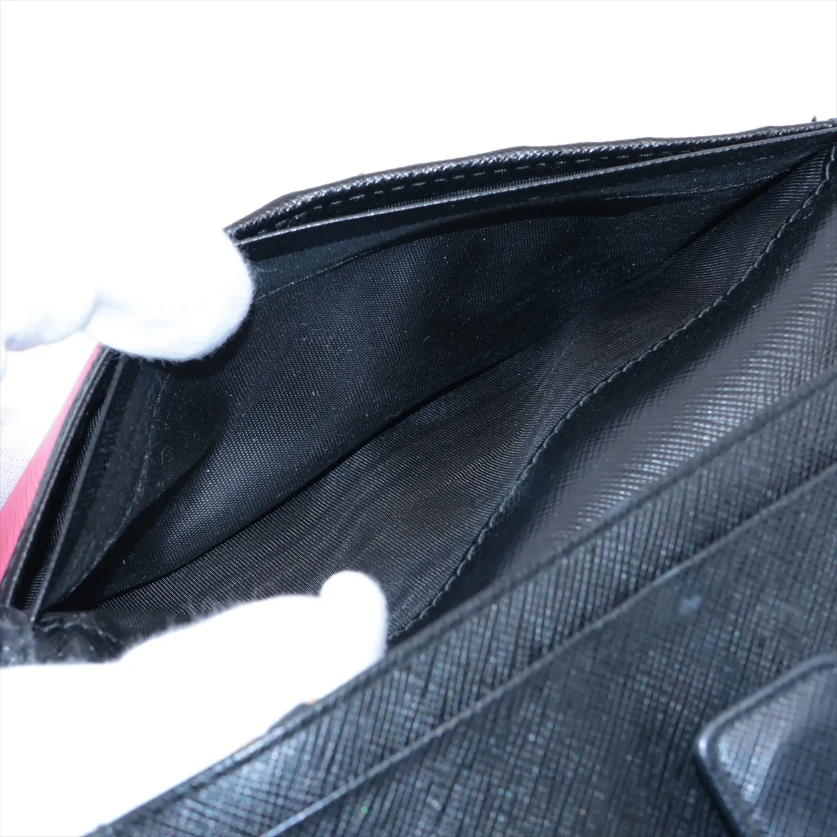 Saffiano Martic 1MV025 Leather Long Wallet Black — view 7