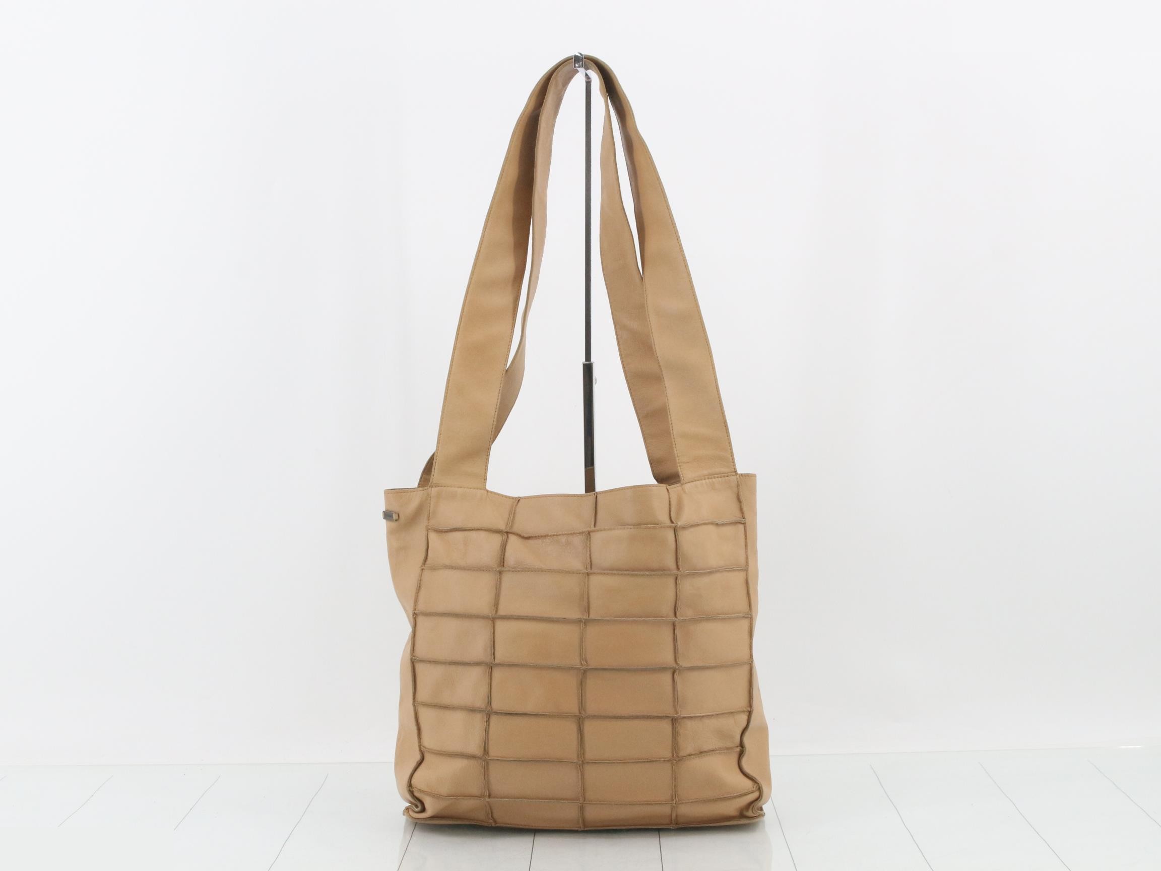Chocolate Bar (Bag) Tote Bag - Lambskin - Beige — view 2